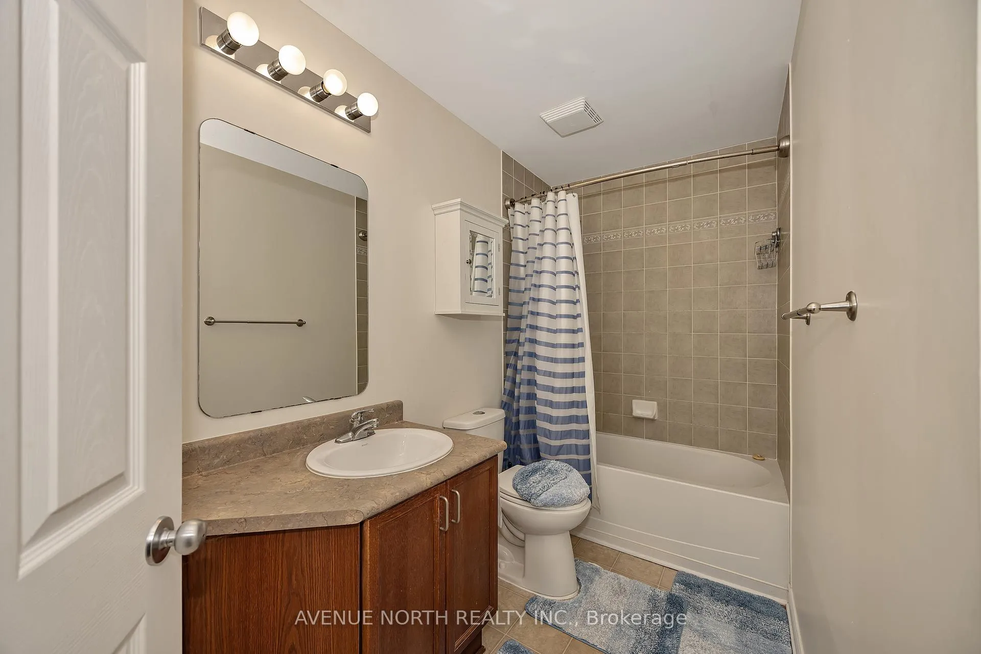 Photo 30 of Unit 4, 175 Waterbridge Drive, Ottawa, Barrhaven East — HOMEH