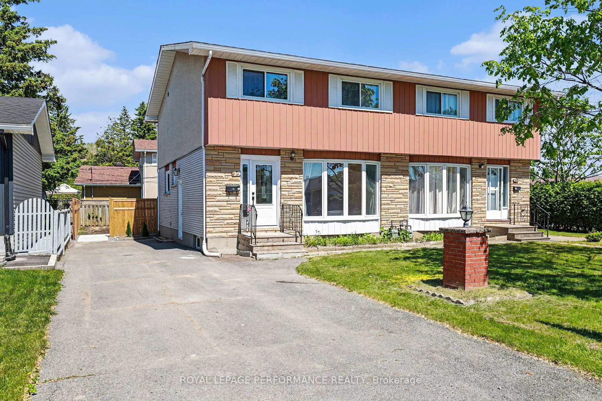 Photo 1 of 29 Aldercrest Drive, Ottawa, Meadowlands/Crestview — HOMEH