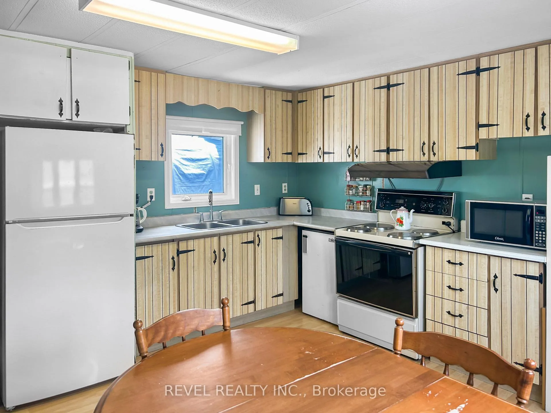 Photo 2 of 96 Notre Dame Place, Timmins, MTJ - Mountjoy Rural — HOMEH