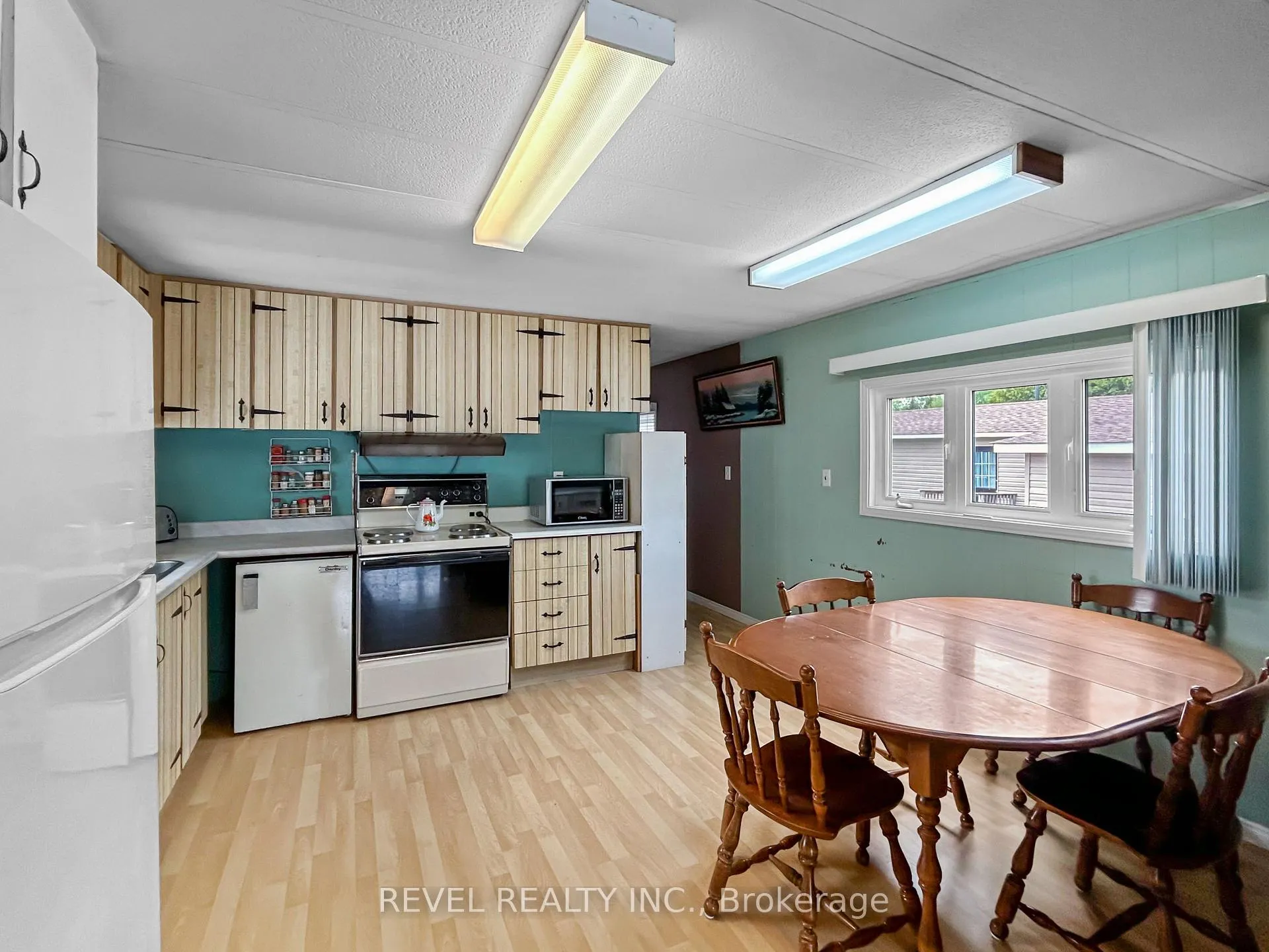 Photo 3 of 96 Notre Dame Place, Timmins, MTJ - Mountjoy Rural — HOMEH