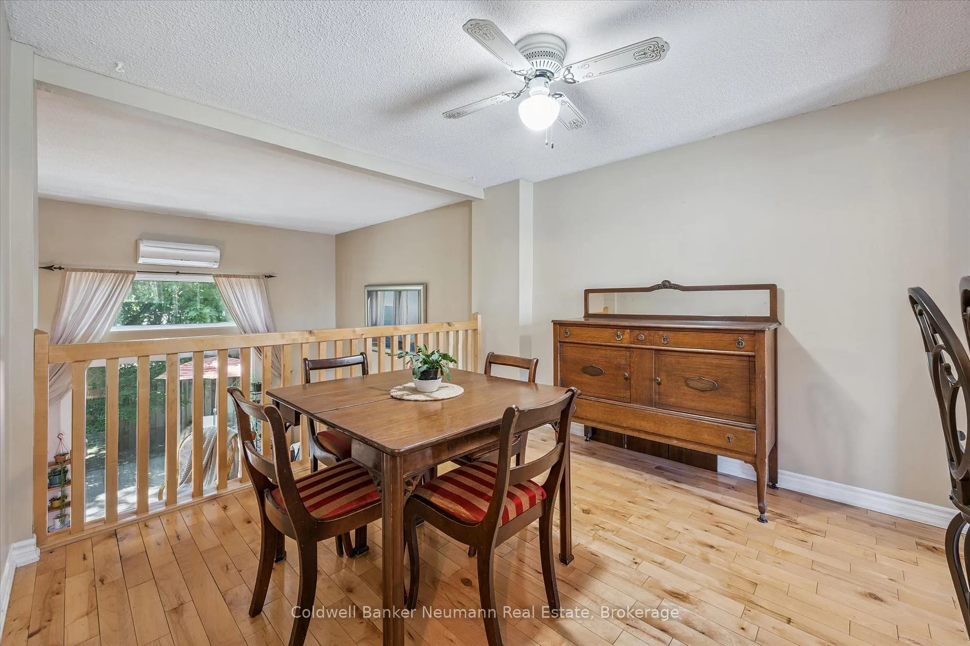 Photo 13 of Unit 2, 2 Worton Avenue, Guelph, Willow West/Sugarbush/West Acres — HOMEH
