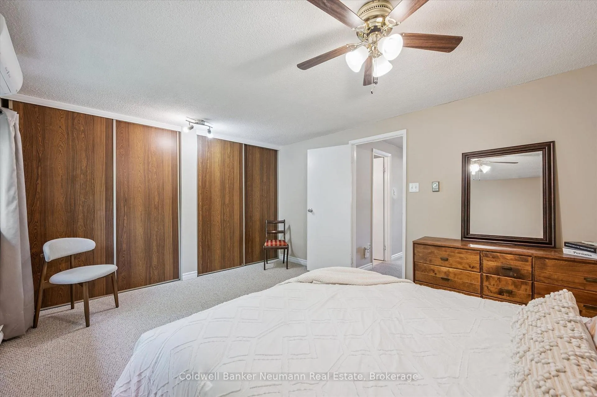 Photo 23 of Unit 2, 2 Worton Avenue, Guelph, Willow West/Sugarbush/West Acres — HOMEH