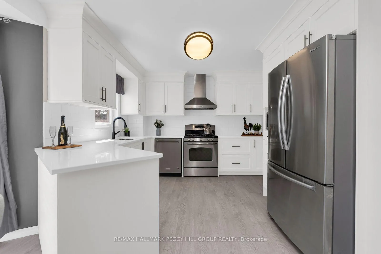 Photo 6 of 99 Golden Meadow Road, Barrie, Bayshore — HOMEH