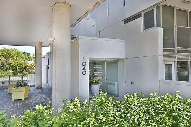 Photo 9 of Unit 406, 1040 The Queensway, Etobicoke, Islington-City Centre West — HOMEH