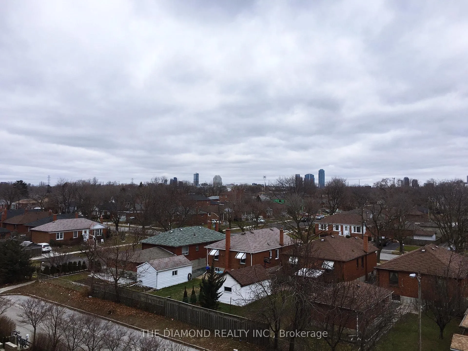 Photo 13 of Unit 406, 1040 The Queensway, Etobicoke, Islington-City Centre West — HOMEH