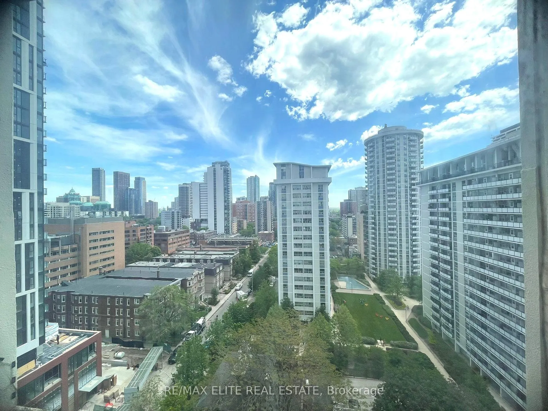 Photo 1 of Unit 1502, 25 Maitland Street, Toronto, Church-Yonge Corridor — HOMEH