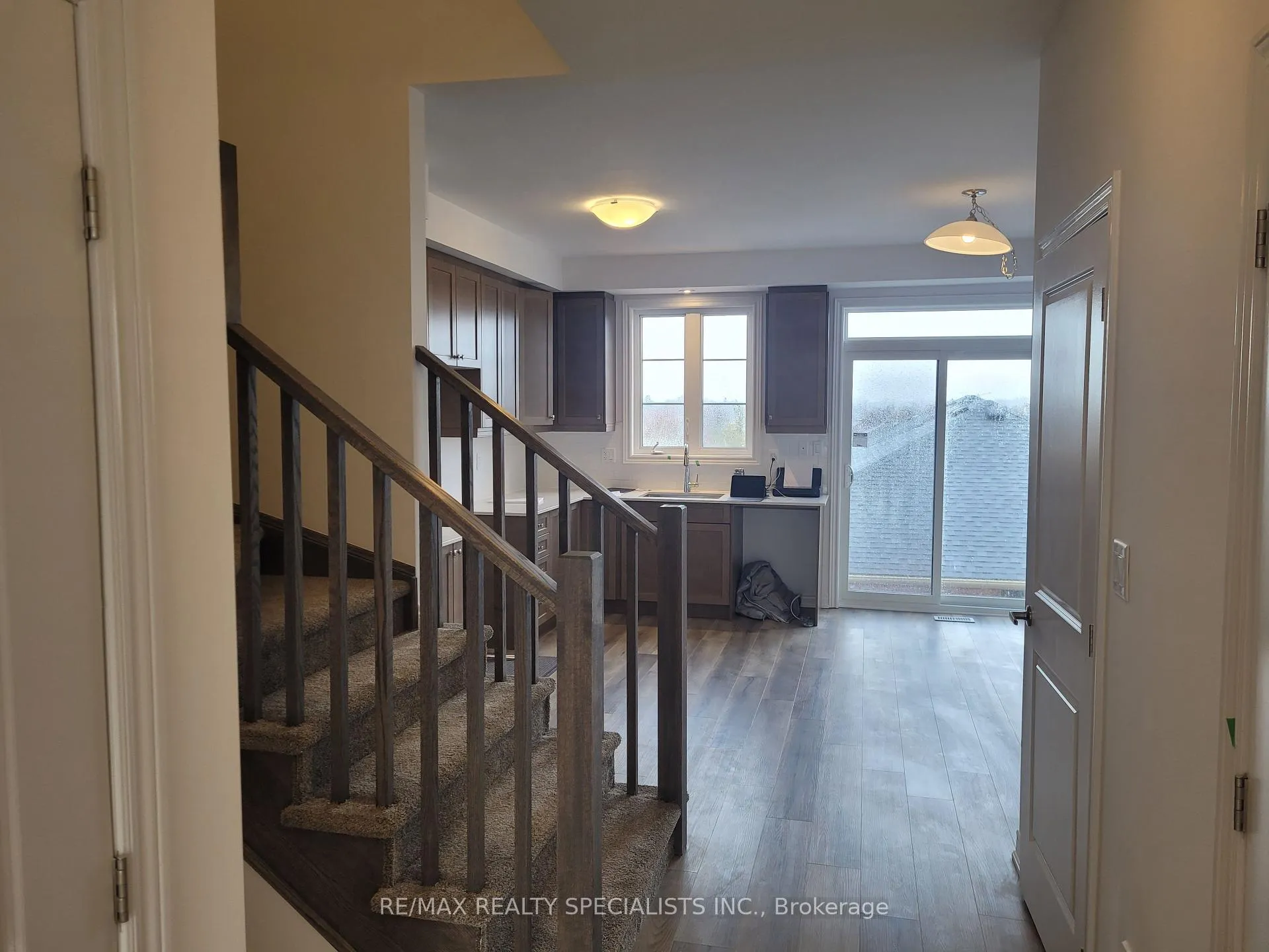 Photo 6 of Unit 4, 120 Court Drive, Brant, Paris — HOMEH