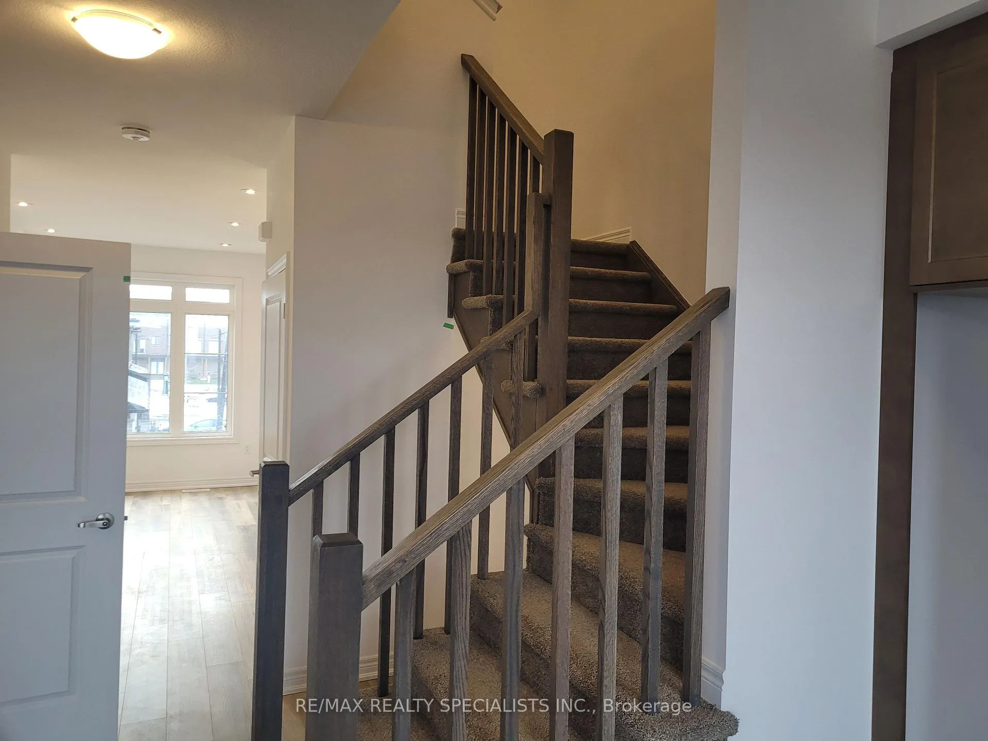 Photo 10 of Unit 4, 120 Court Drive, Brant, Paris — HOMEH