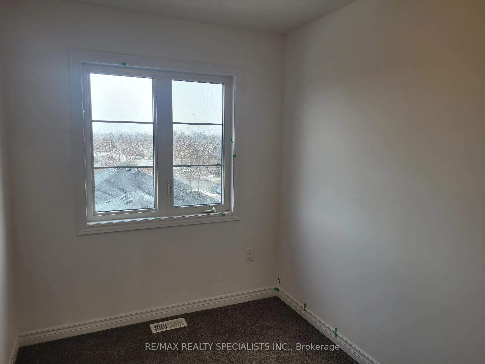 Photo 13 of Unit 4, 120 Court Drive, Brant, Paris — HOMEH