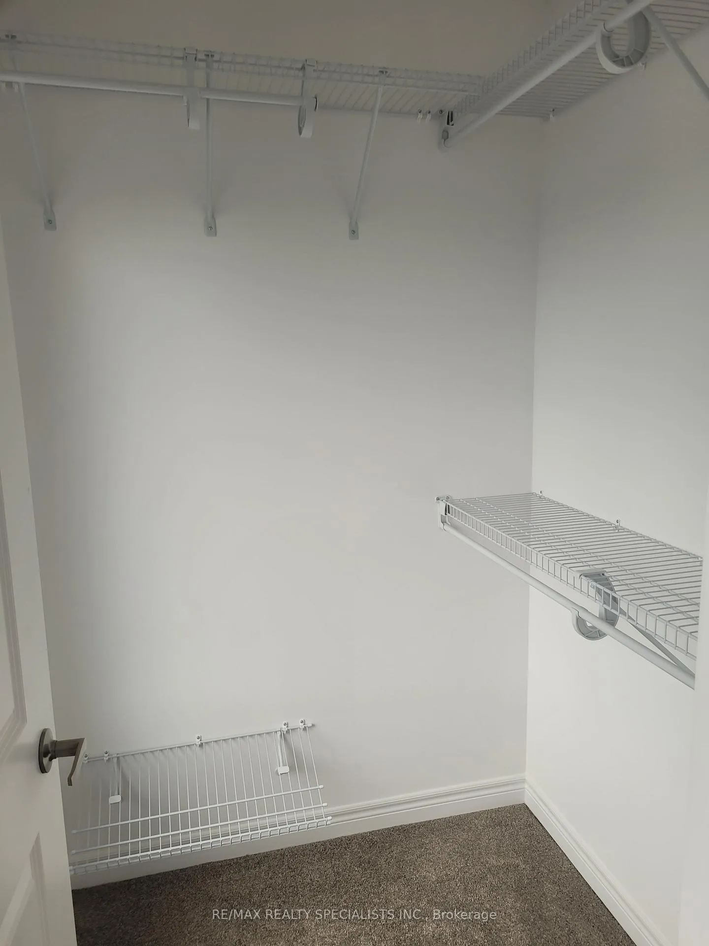 Photo 17 of Unit 4, 120 Court Drive, Brant, Paris — HOMEH