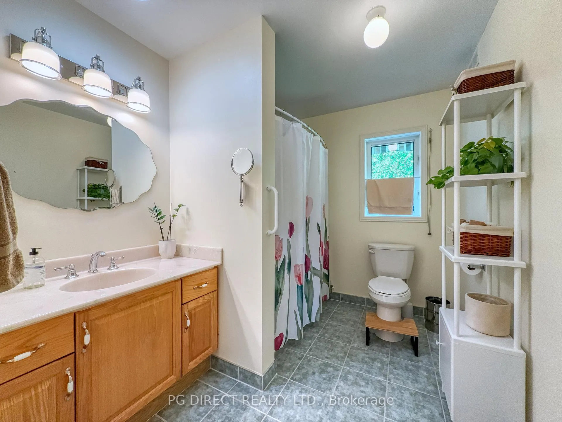 Photo 11 of 70 White Bark Way, Centre Wellington, Rural Centre Wellington East — HOMEH