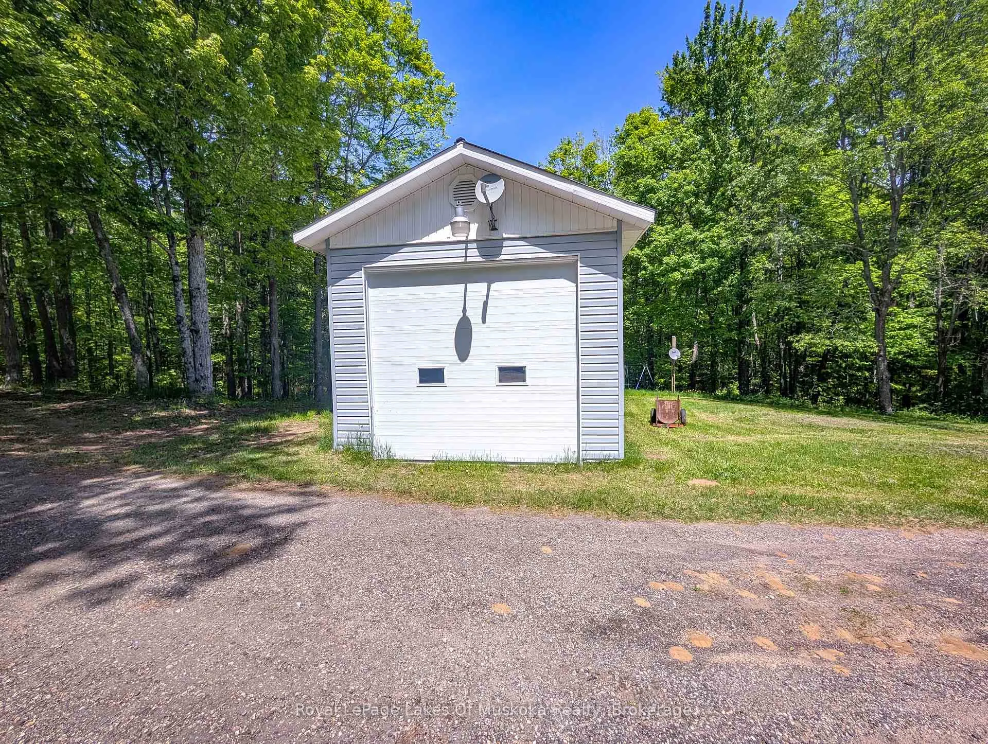 Photo 3 of 722 South Horn Lk Road, Armour — HOMEH