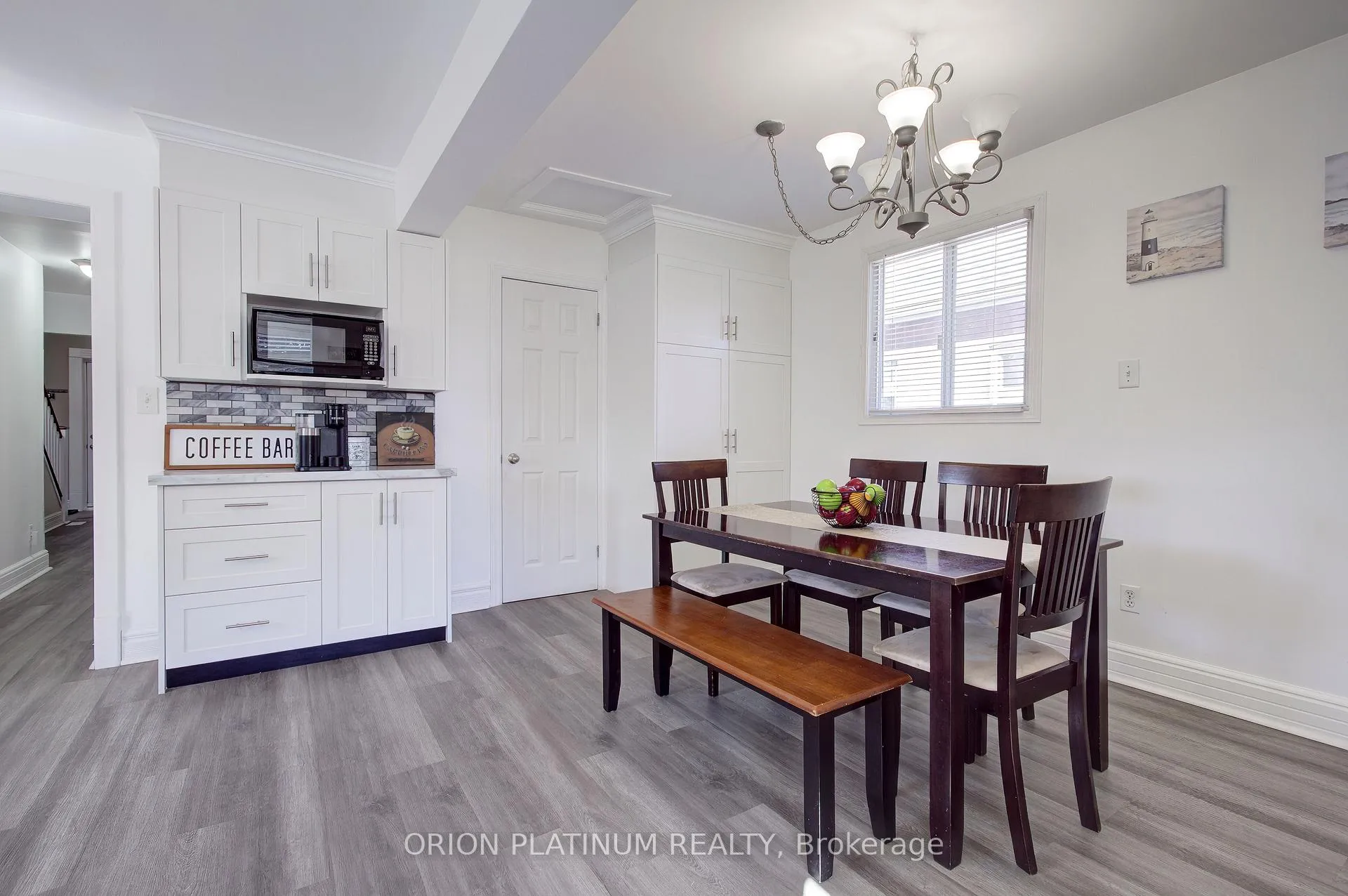 Photo 11 of 164 Catharine Avenue E, Brantford, Old West Brant — HOMEH