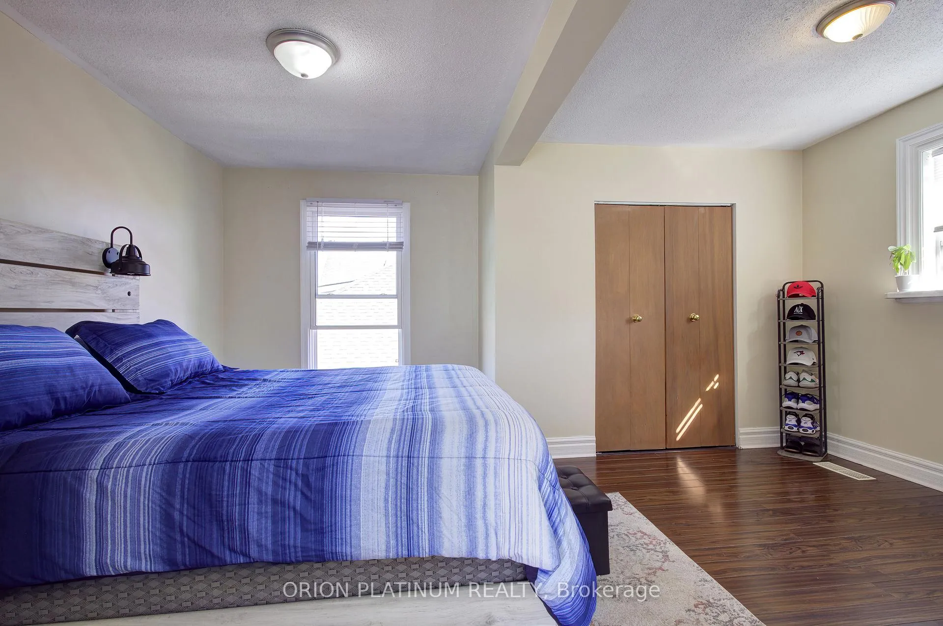 Photo 20 of 164 Catharine Avenue E, Brantford, Old West Brant — HOMEH