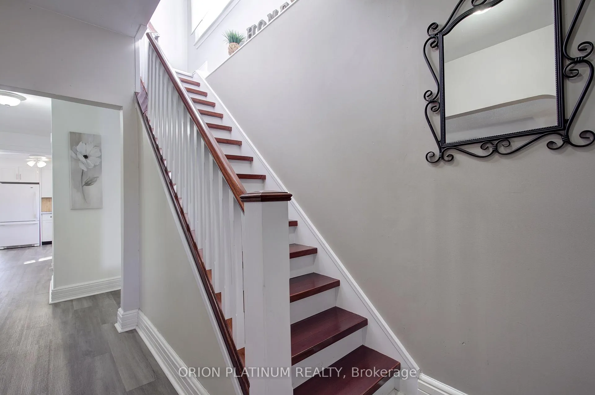 Photo 23 of 164 Catharine Avenue E, Brantford, Old West Brant — HOMEH