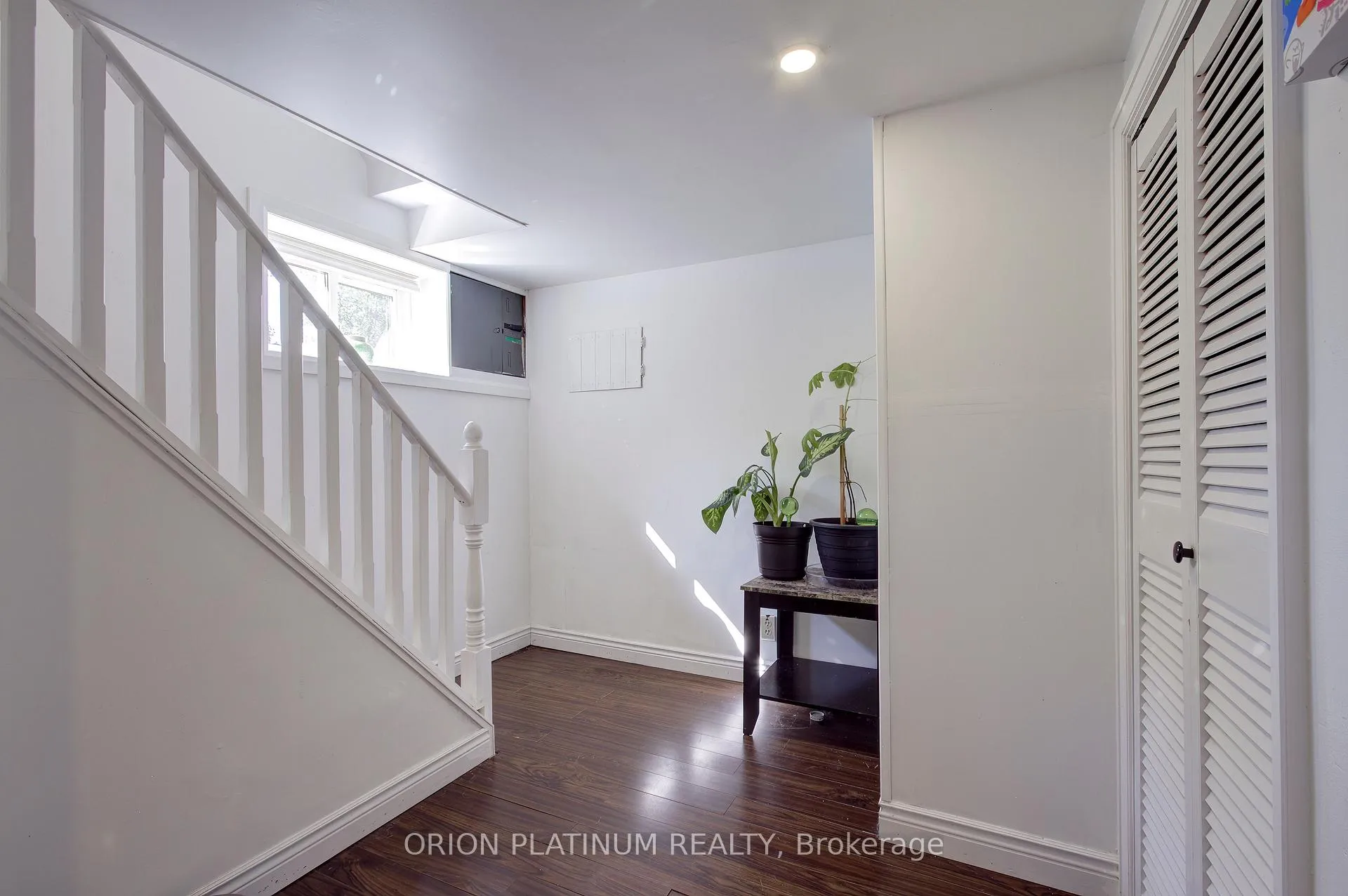 Photo 33 of 164 Catharine Avenue E, Brantford, Old West Brant — HOMEH