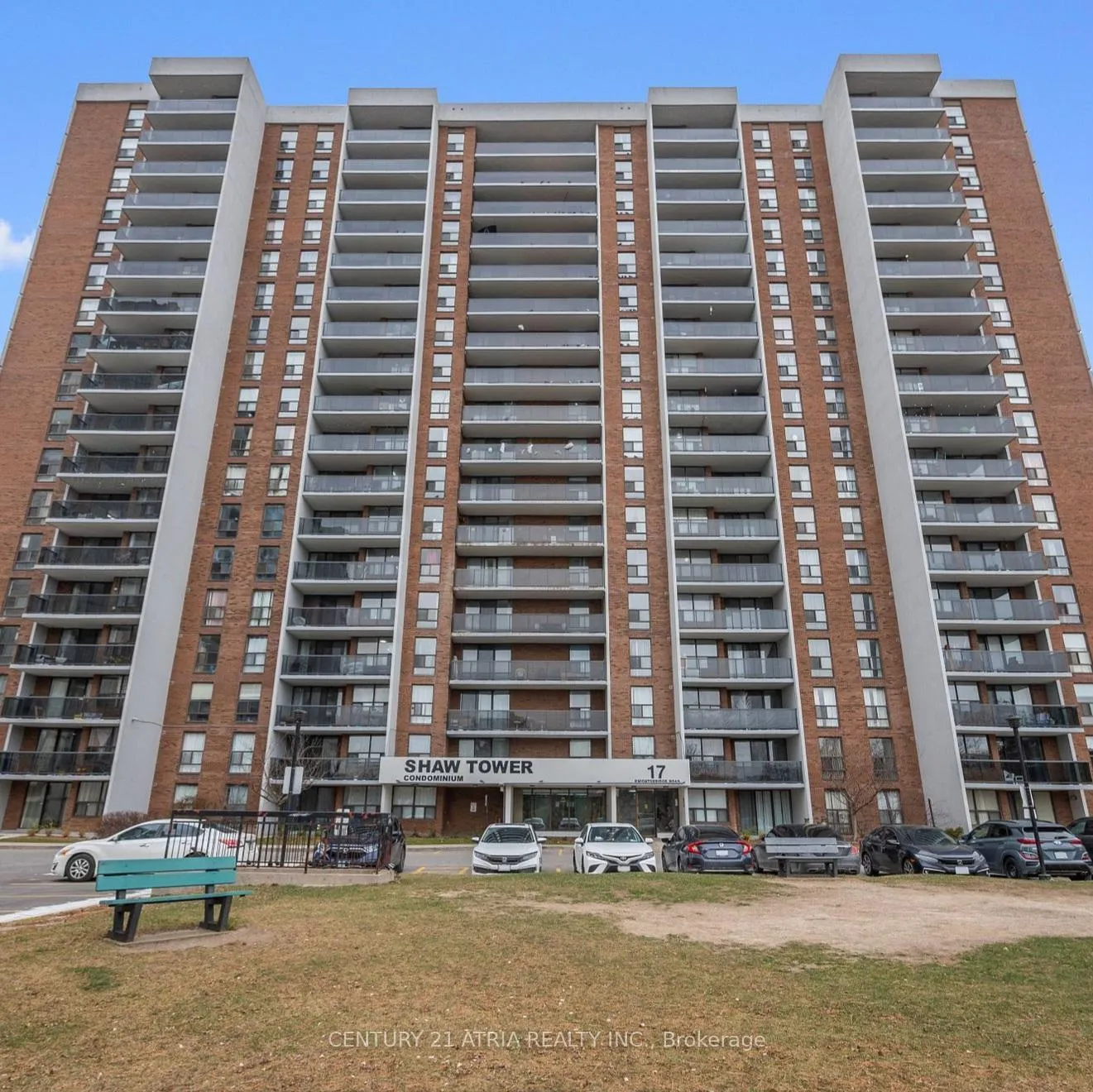 Front of Unit 506, 17 Knightsbridge Road