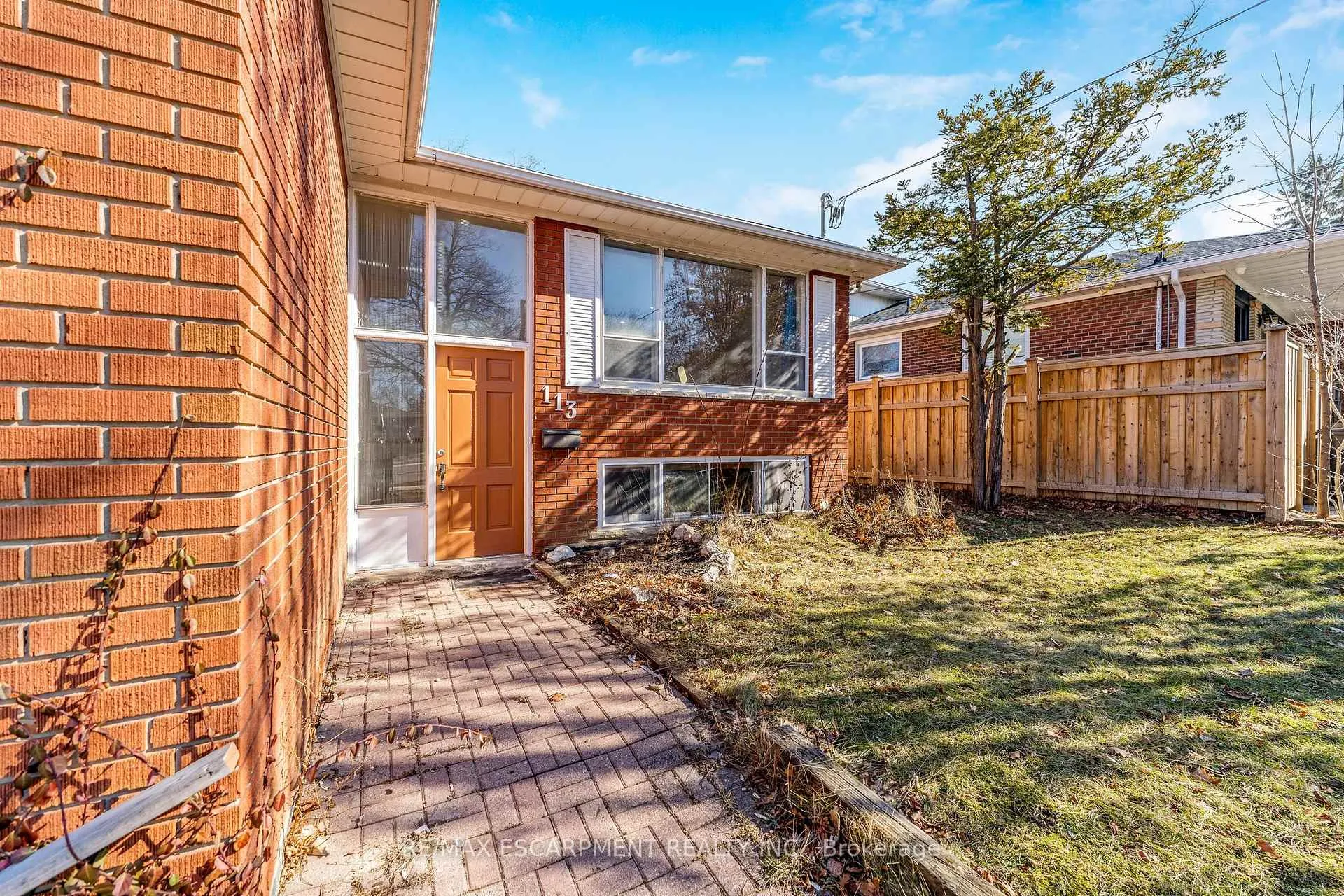 Photo 4 of 113 Poynter Drive, Etobicoke, Kingsview Village-The Westway — HOMEH