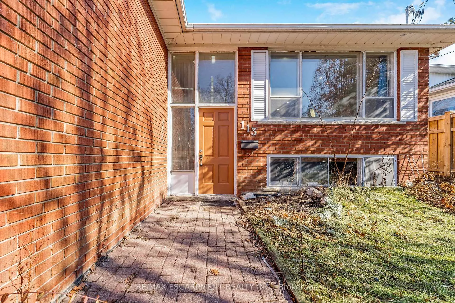 Photo 5 of 113 Poynter Drive, Etobicoke, Kingsview Village-The Westway — HOMEH