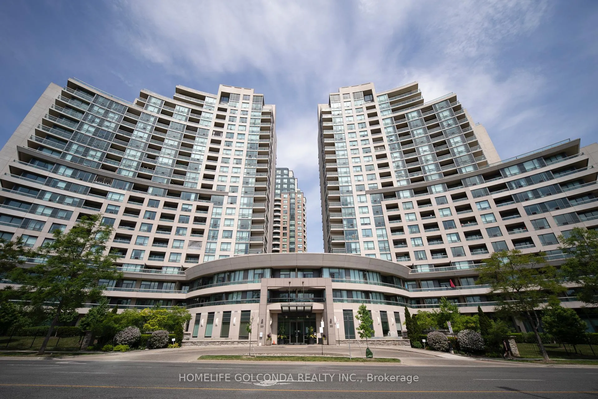 Front of Unit 1106, 509 Beecroft Road