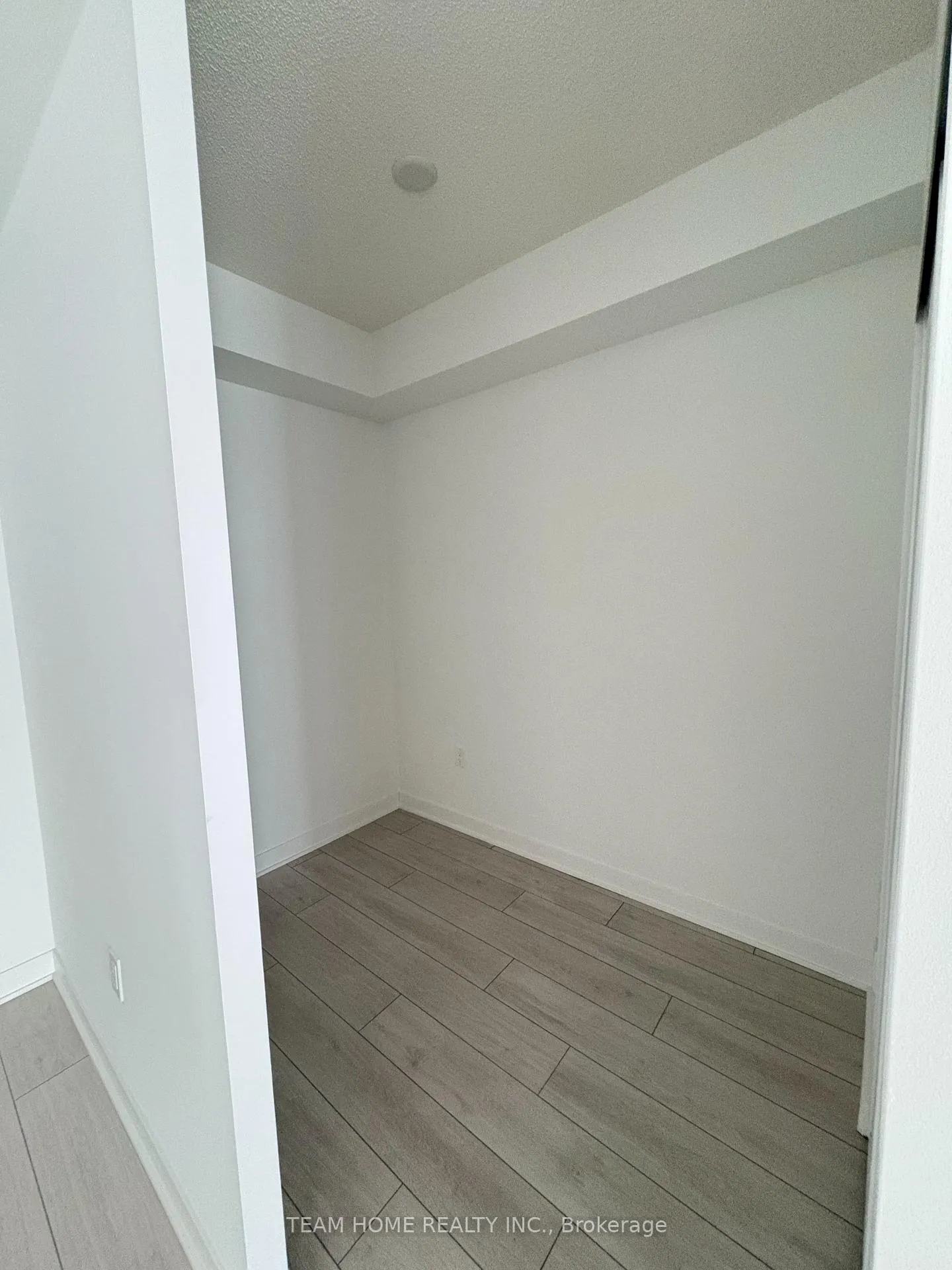 Photo 2 of Unit 1202, 490 Malta Avenue, Brampton, Fletcher's Creek South — HOMEH