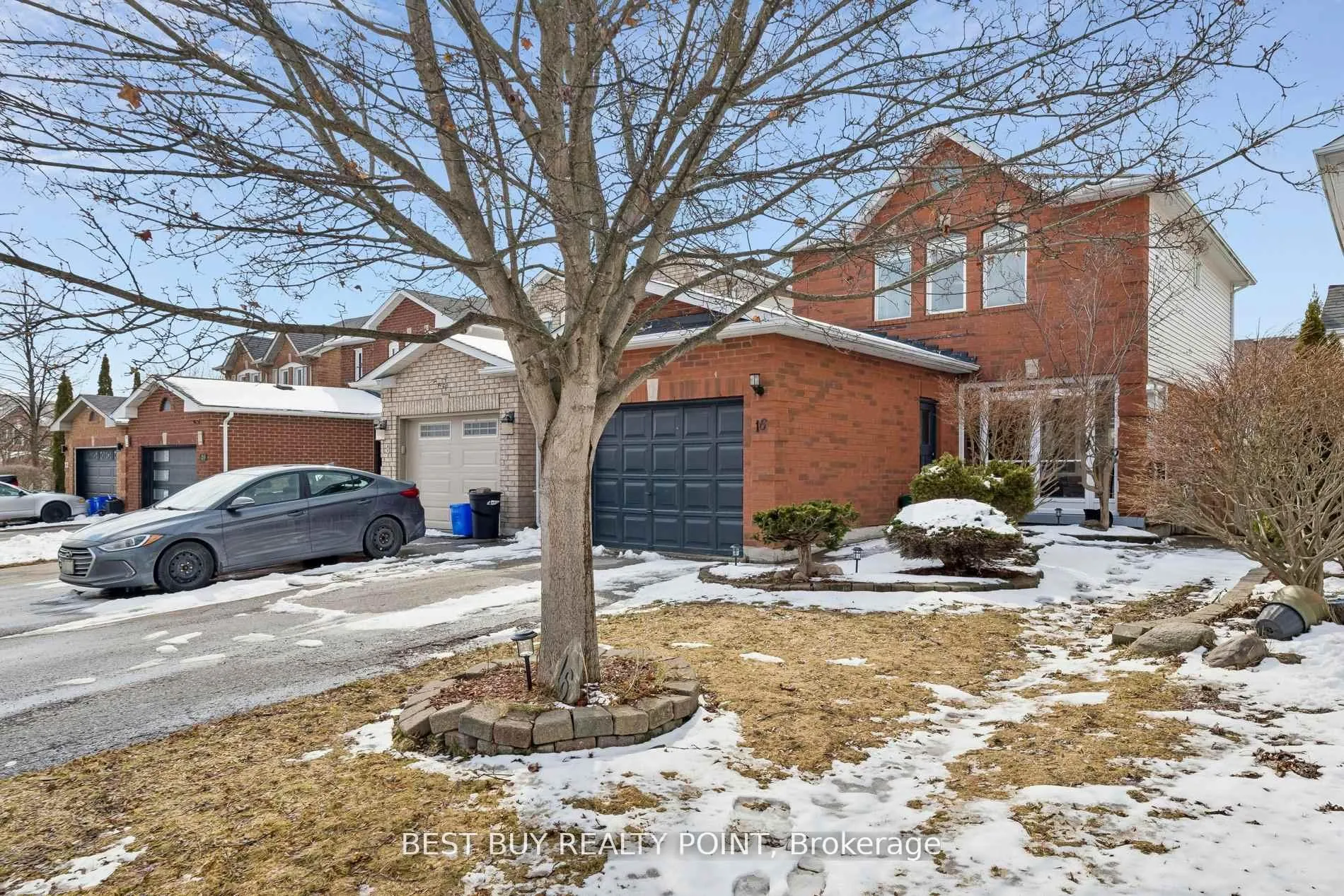 Photo 35 of 16 Fry Crescent, Clarington, Bowmanville — HOMEH