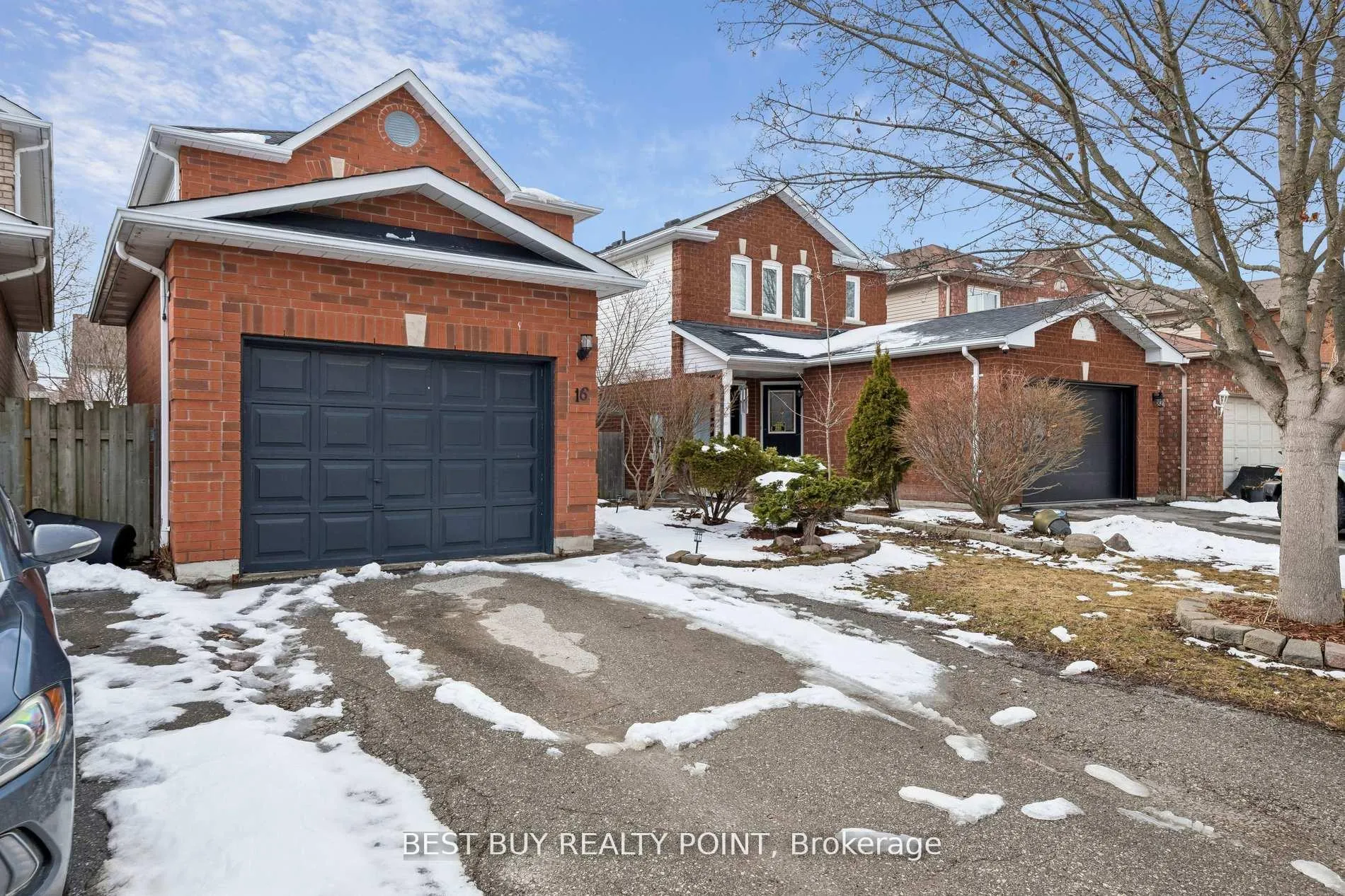 Photo 37 of 16 Fry Crescent, Clarington, Bowmanville — HOMEH