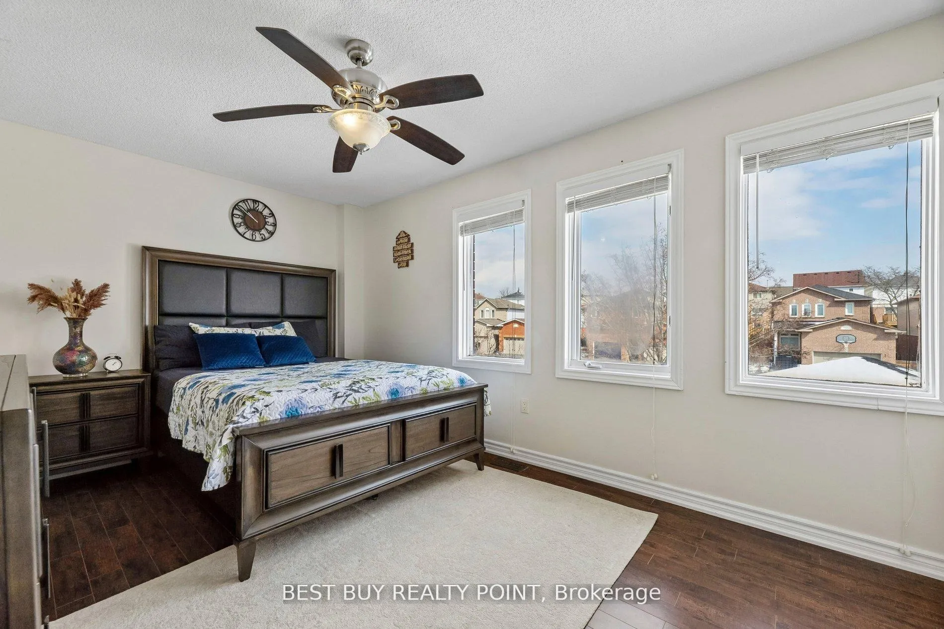 Photo 18 of 16 Fry Crescent, Clarington, Bowmanville — HOMEH