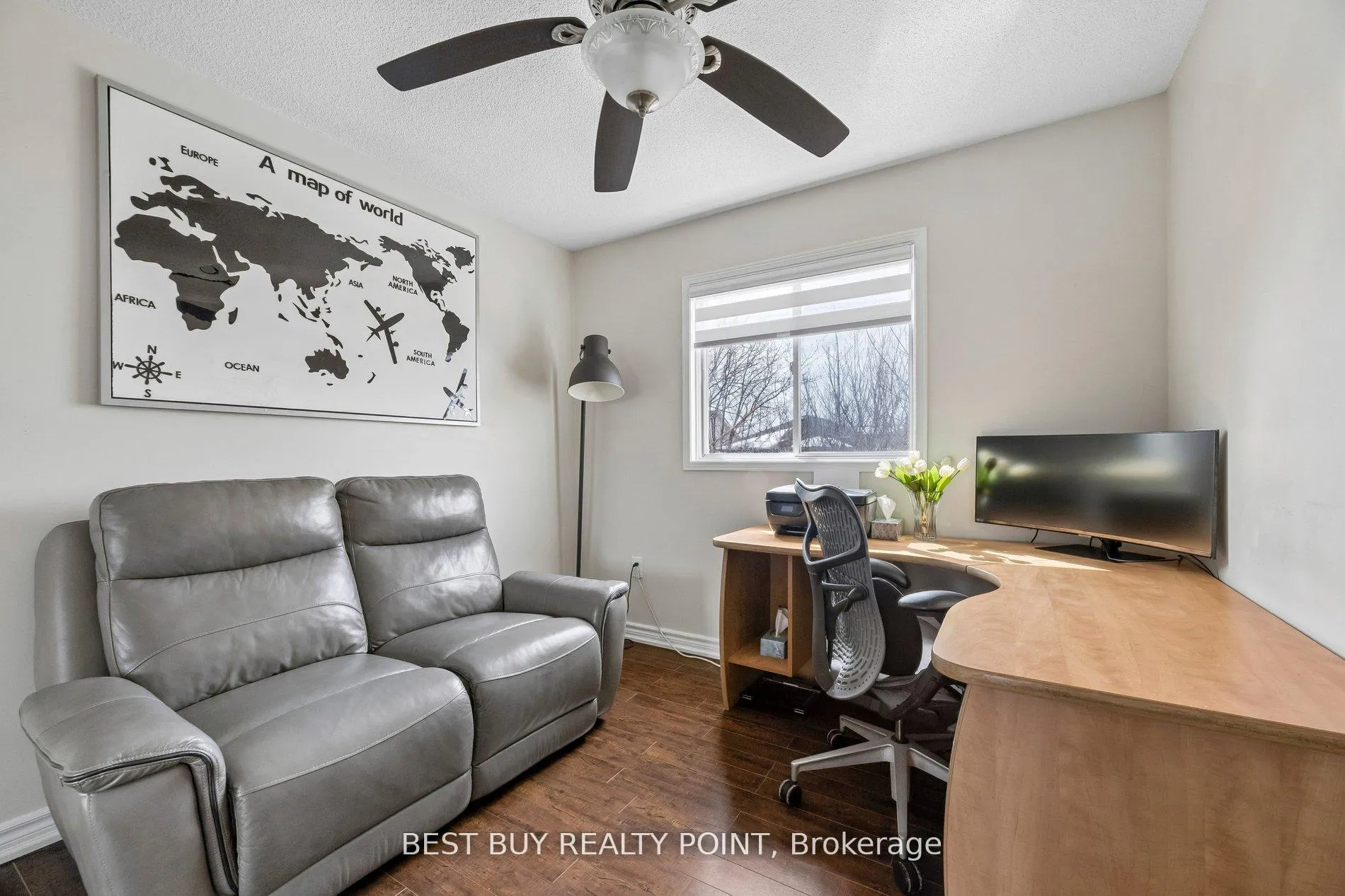 Photo 25 of 16 Fry Crescent, Clarington, Bowmanville — HOMEH