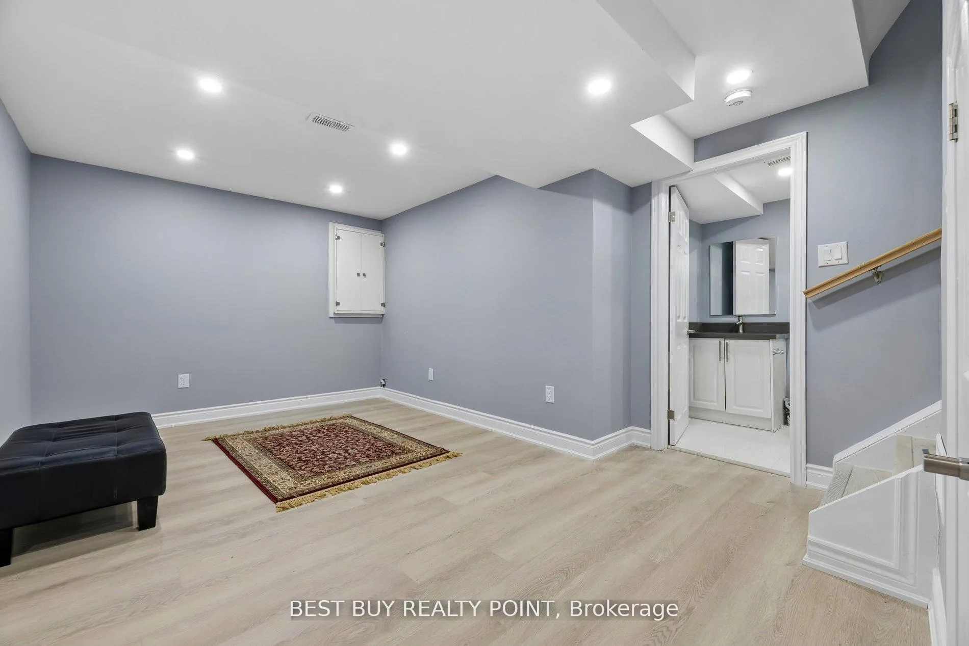 Photo 27 of 16 Fry Crescent, Clarington, Bowmanville — HOMEH