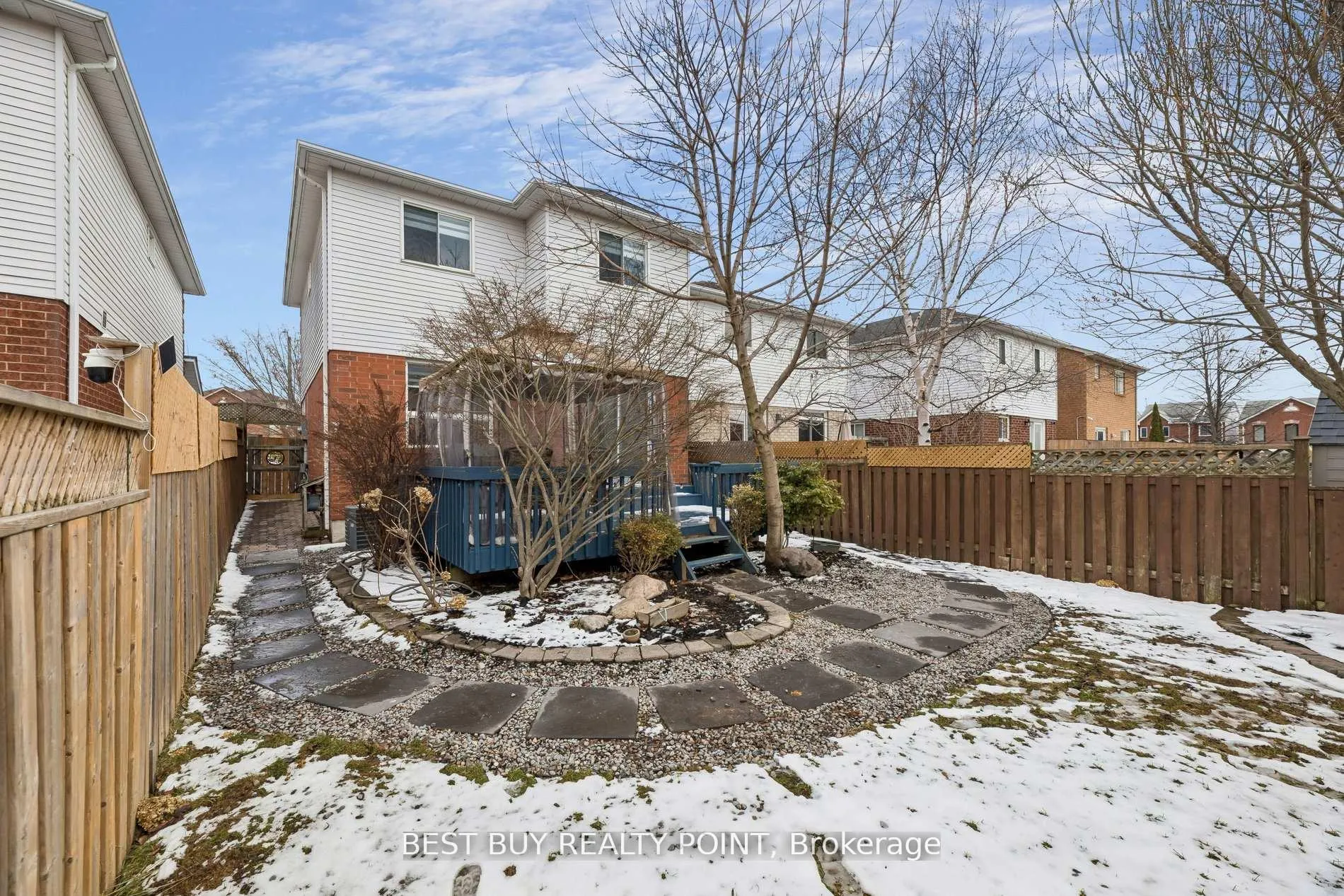 Photo 39 of 16 Fry Crescent, Clarington, Bowmanville — HOMEH