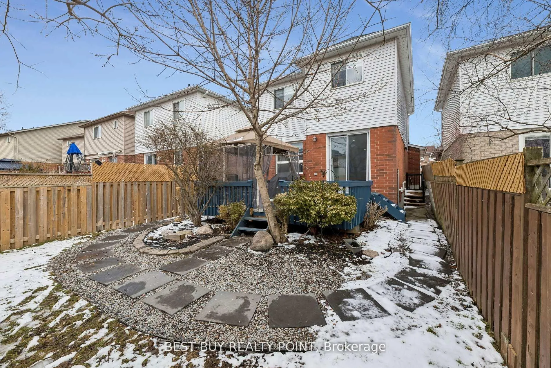 Photo 41 of 16 Fry Crescent, Clarington, Bowmanville — HOMEH