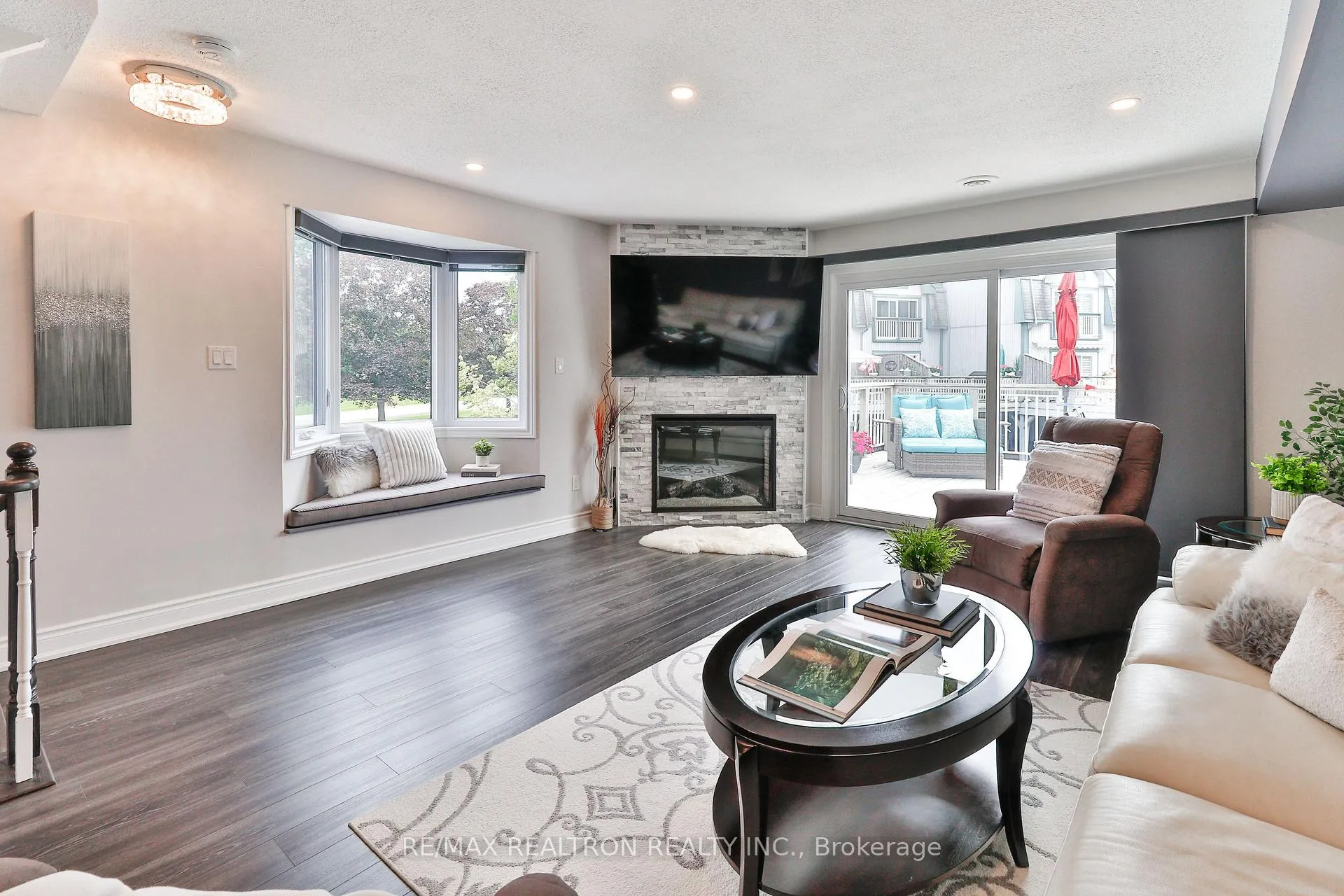 Photo 13 of Unit 7, 24 Laguna Parkway, Ramara, Brechin — HOMEH