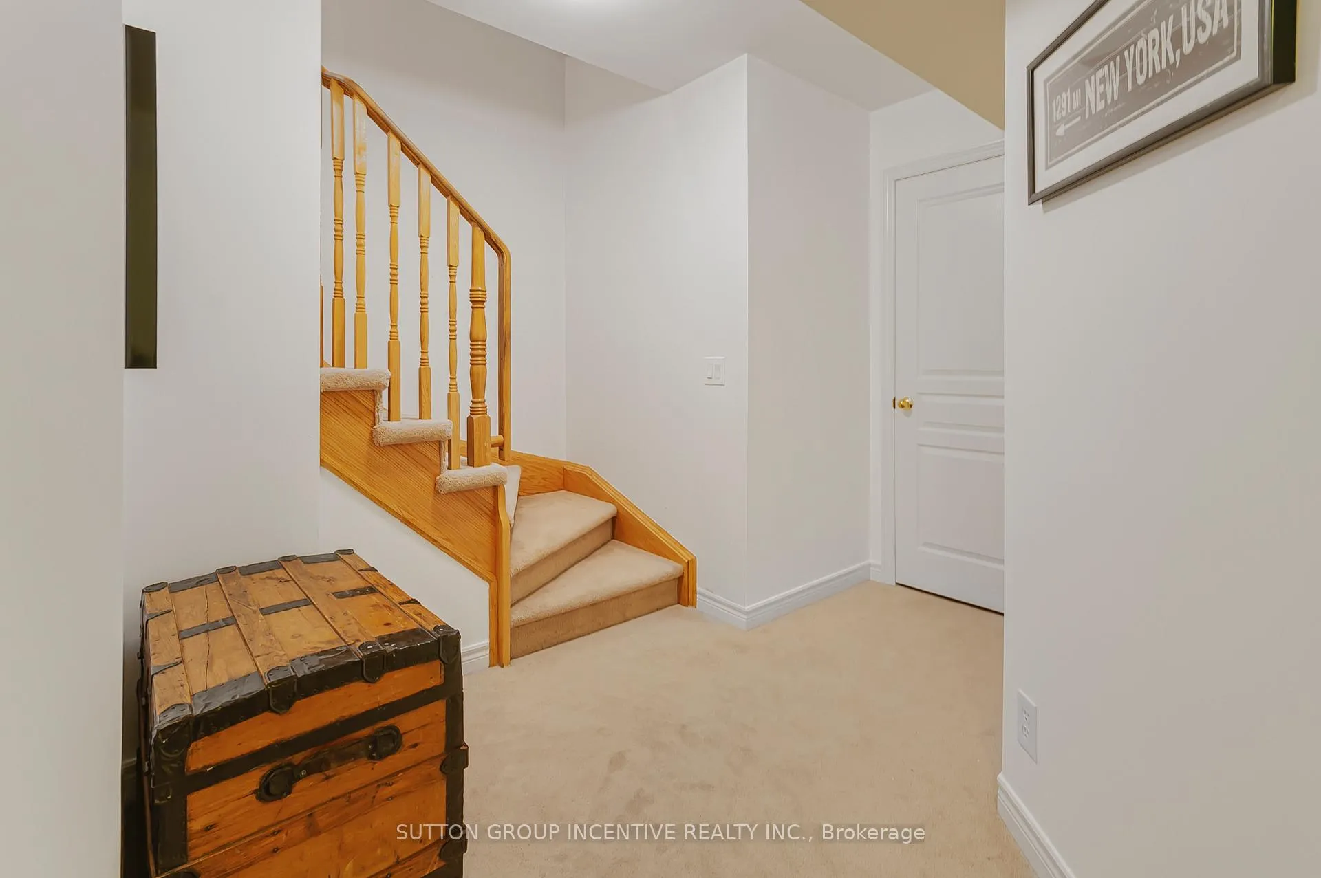 Photo 25 of 119 Thatcher Crescent, East Gwillimbury, Rural East Gwillimbury — HOMEH