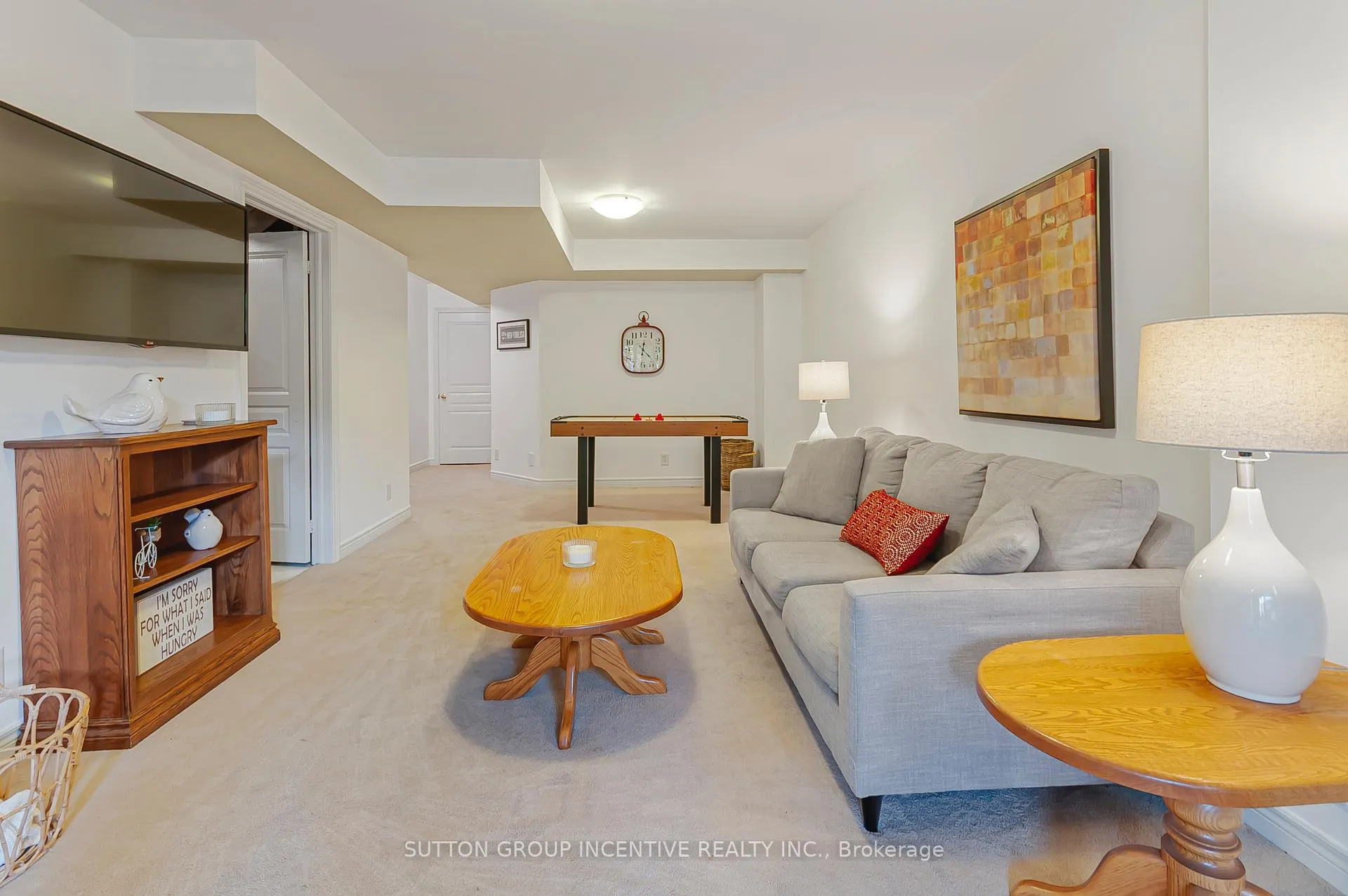 Photo 27 of 119 Thatcher Crescent, East Gwillimbury, Rural East Gwillimbury — HOMEH