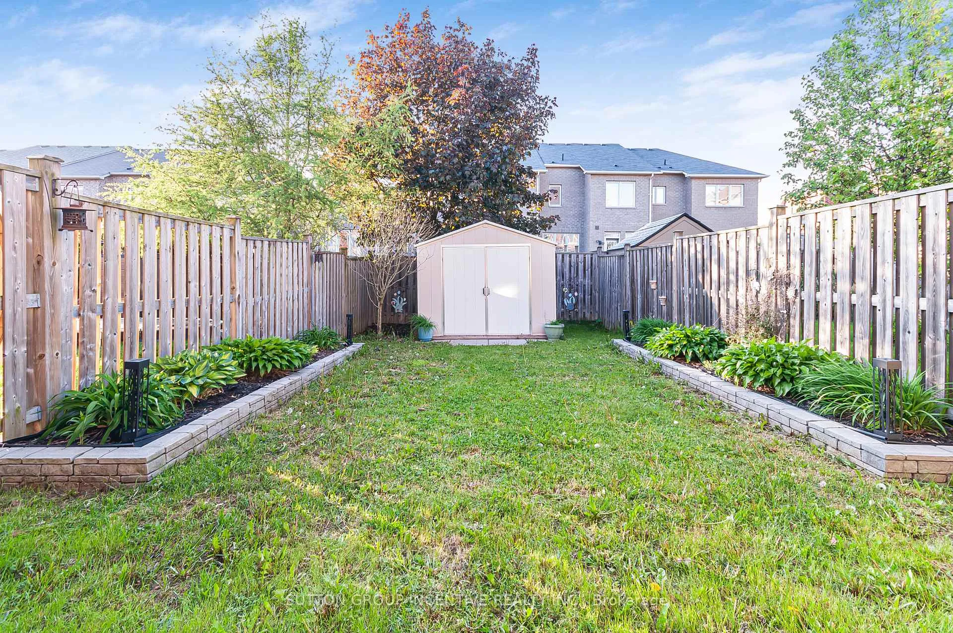 Photo 29 of 119 Thatcher Crescent, East Gwillimbury, Rural East Gwillimbury — HOMEH