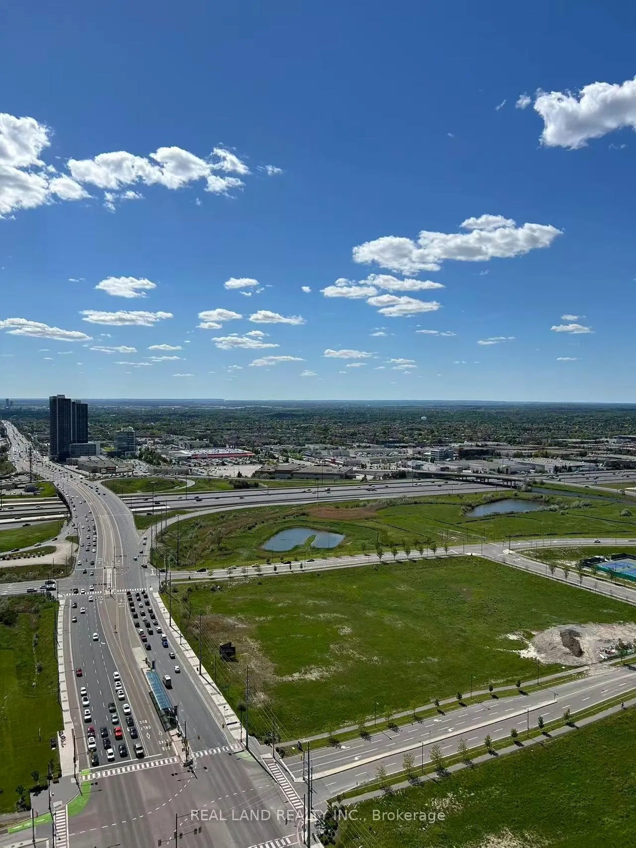 Photo 27 of Unit 3603, 8 Interchange Way, Vaughan, Vaughan Corporate Centre — HOMEH