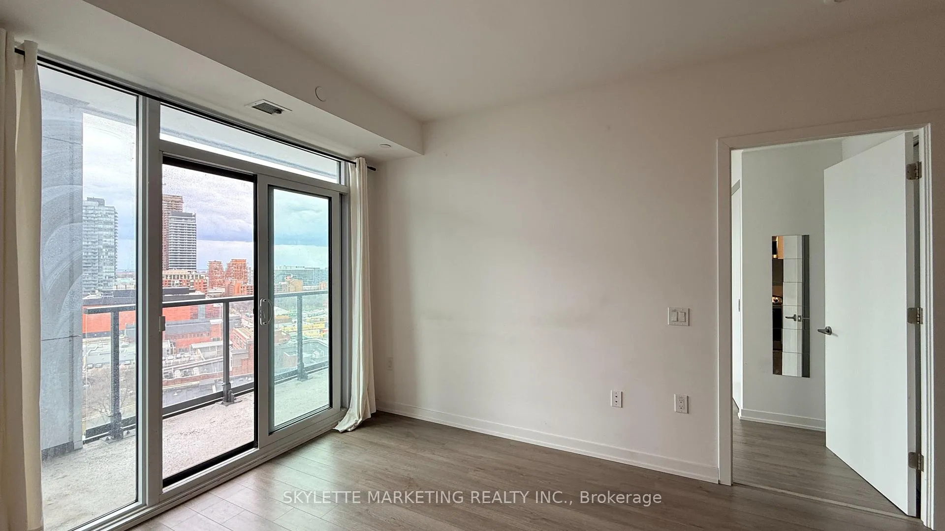 Photo 10 of Unit 1308, 50 Power Street, Toronto, Moss Park — HOMEH