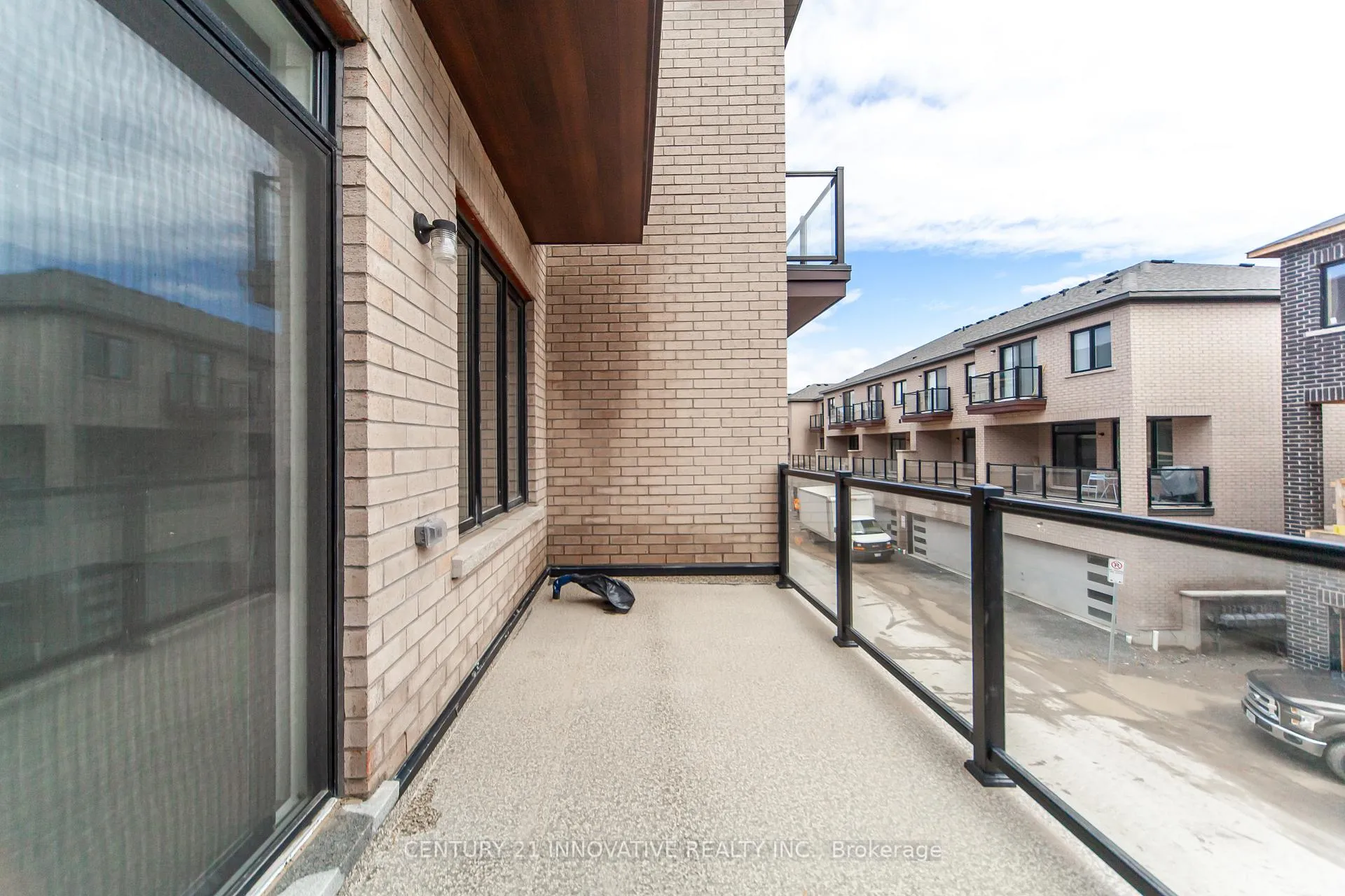 Photo 40 of 29 Steamboat Way, Whitby, Port Whitby — HOMEH