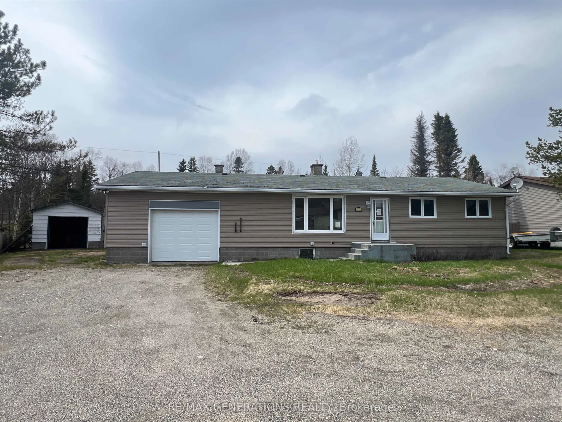 Photo 22 of 45 Aspendale Drive W, Marathon — HOMEH