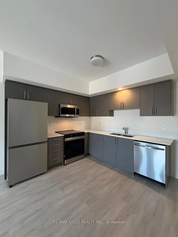 Photo 4 of Unit 116, 42 Lowes Road W, Guelph, Clairfields/Hanlon Business Park — HOMEH