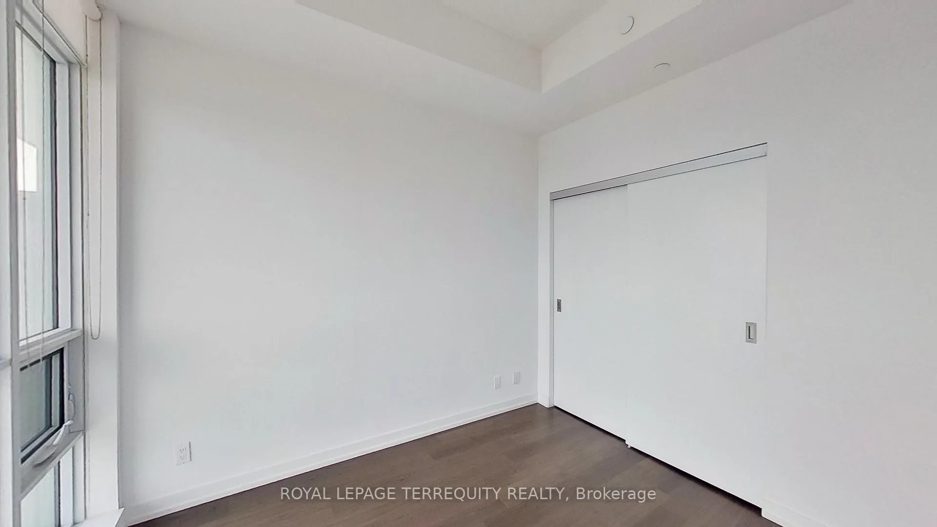 Photo 8 of Unit 2317, 98 Lillian Street, Toronto, Mount Pleasant East — HOMEH