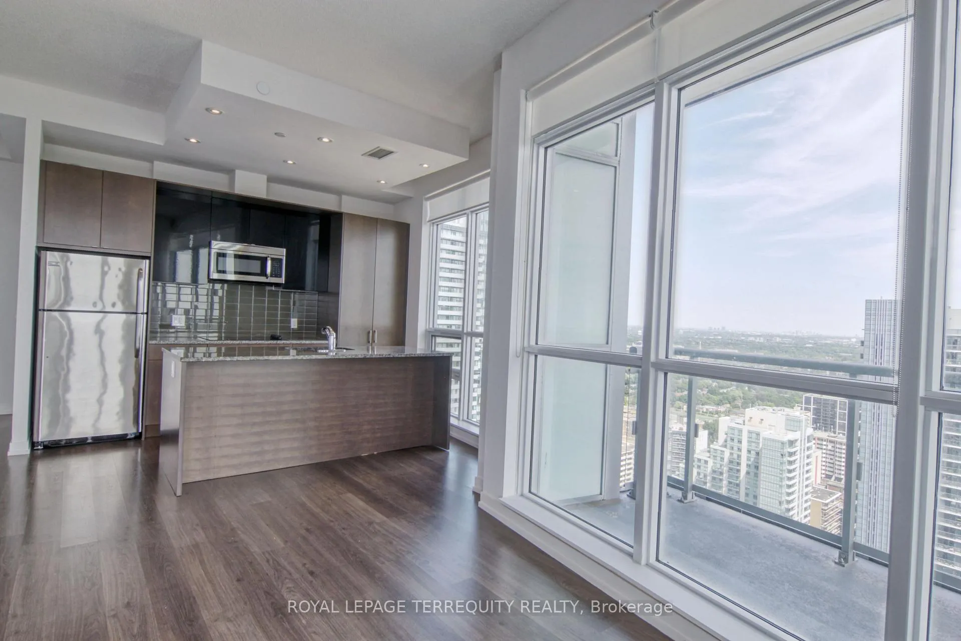 Photo 28 of Unit 2317, 98 Lillian Street, Toronto, Mount Pleasant East — HOMEH