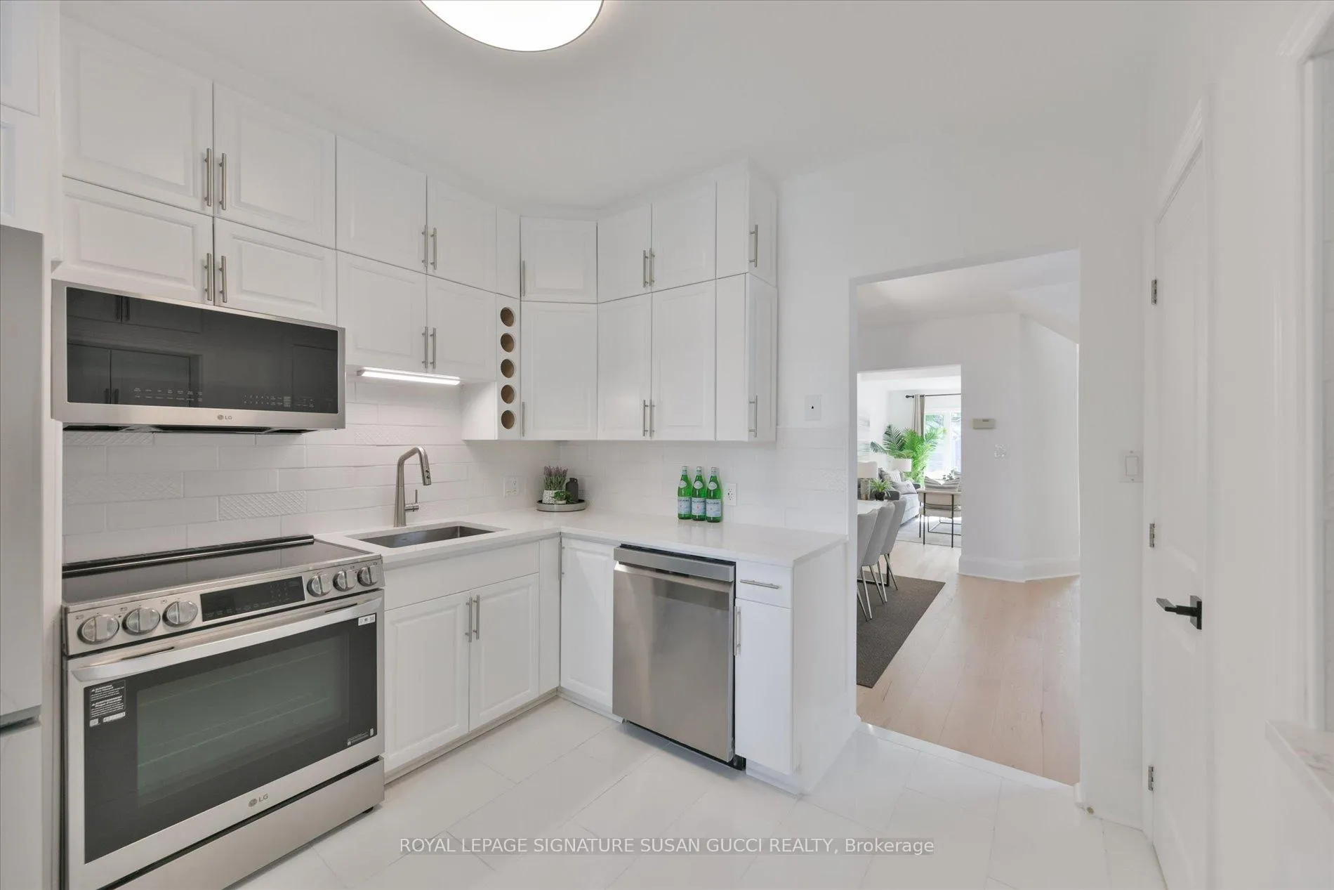 Photo 16 of 93 Coleridge Avenue, Toronto, Woodbine-Lumsden — HOMEH