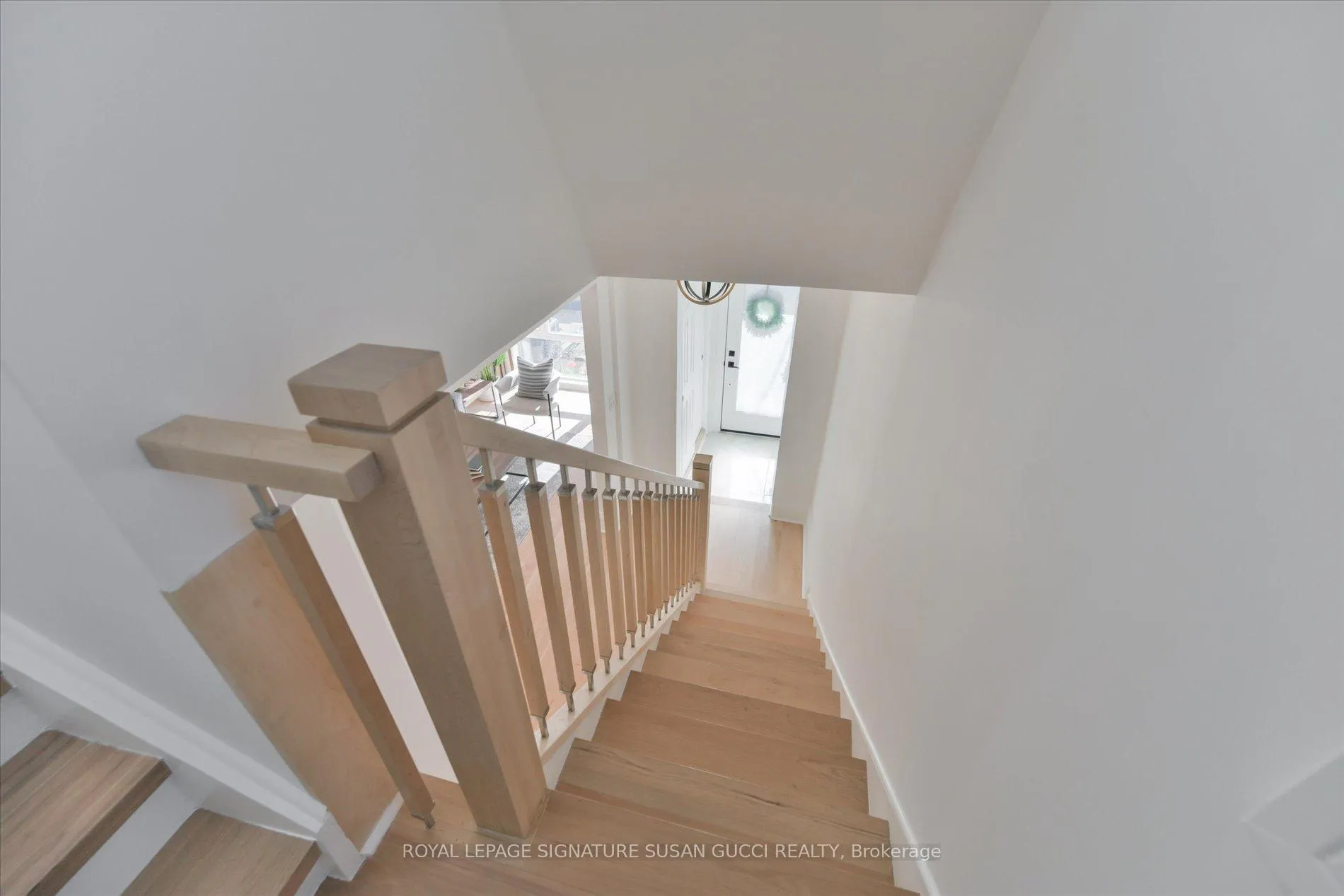Photo 20 of 93 Coleridge Avenue, Toronto, Woodbine-Lumsden — HOMEH