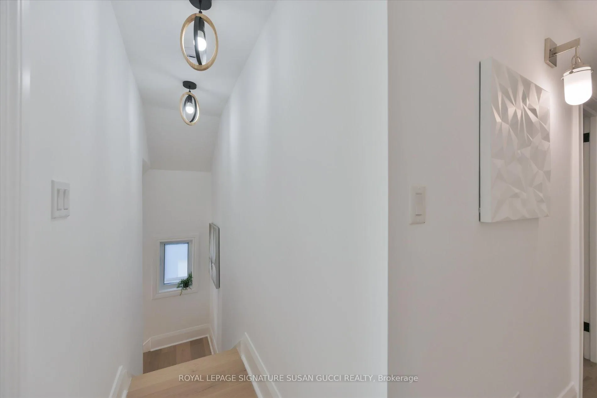 Photo 21 of 93 Coleridge Avenue, Toronto, Woodbine-Lumsden — HOMEH