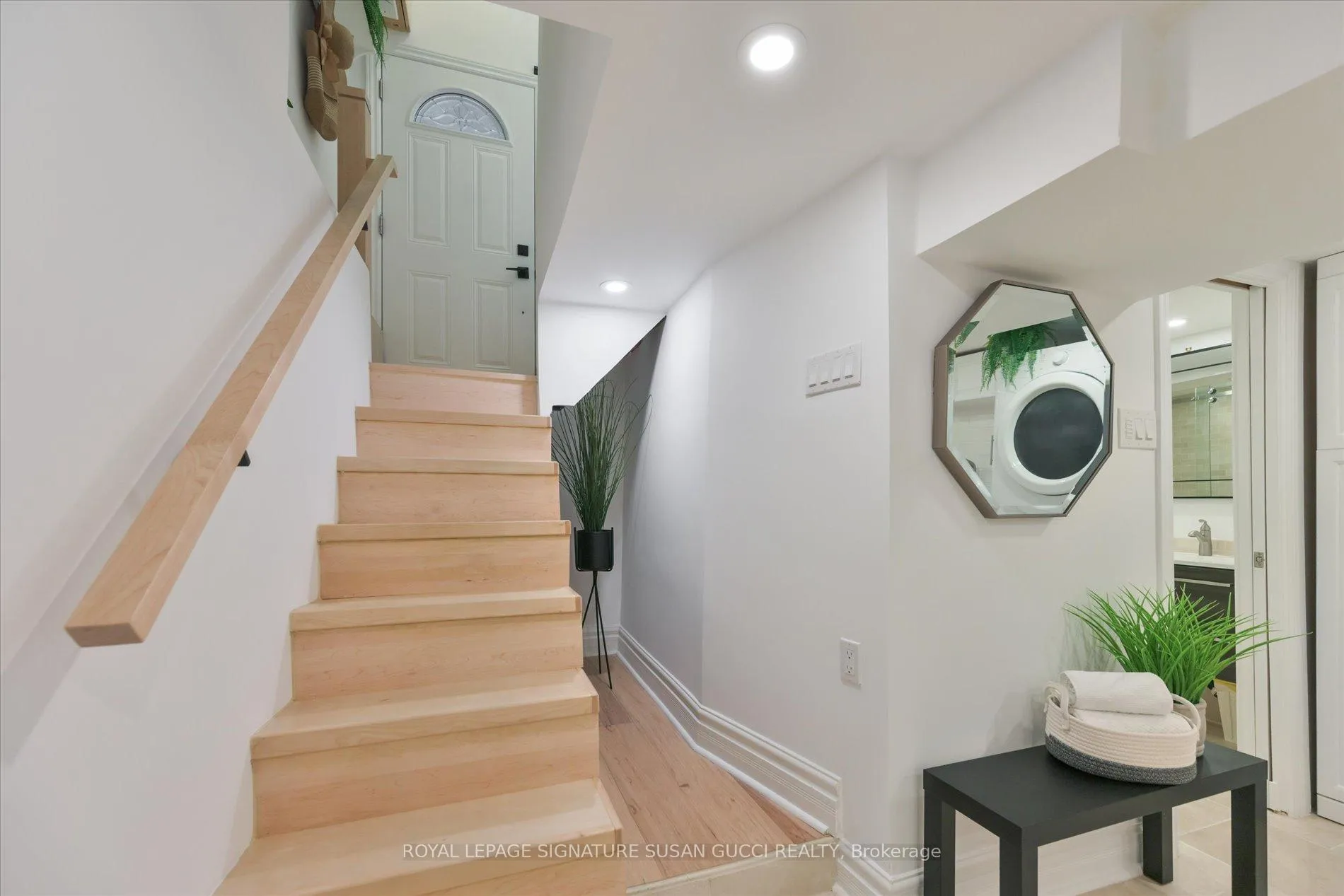 Photo 29 of 93 Coleridge Avenue, Toronto, Woodbine-Lumsden — HOMEH