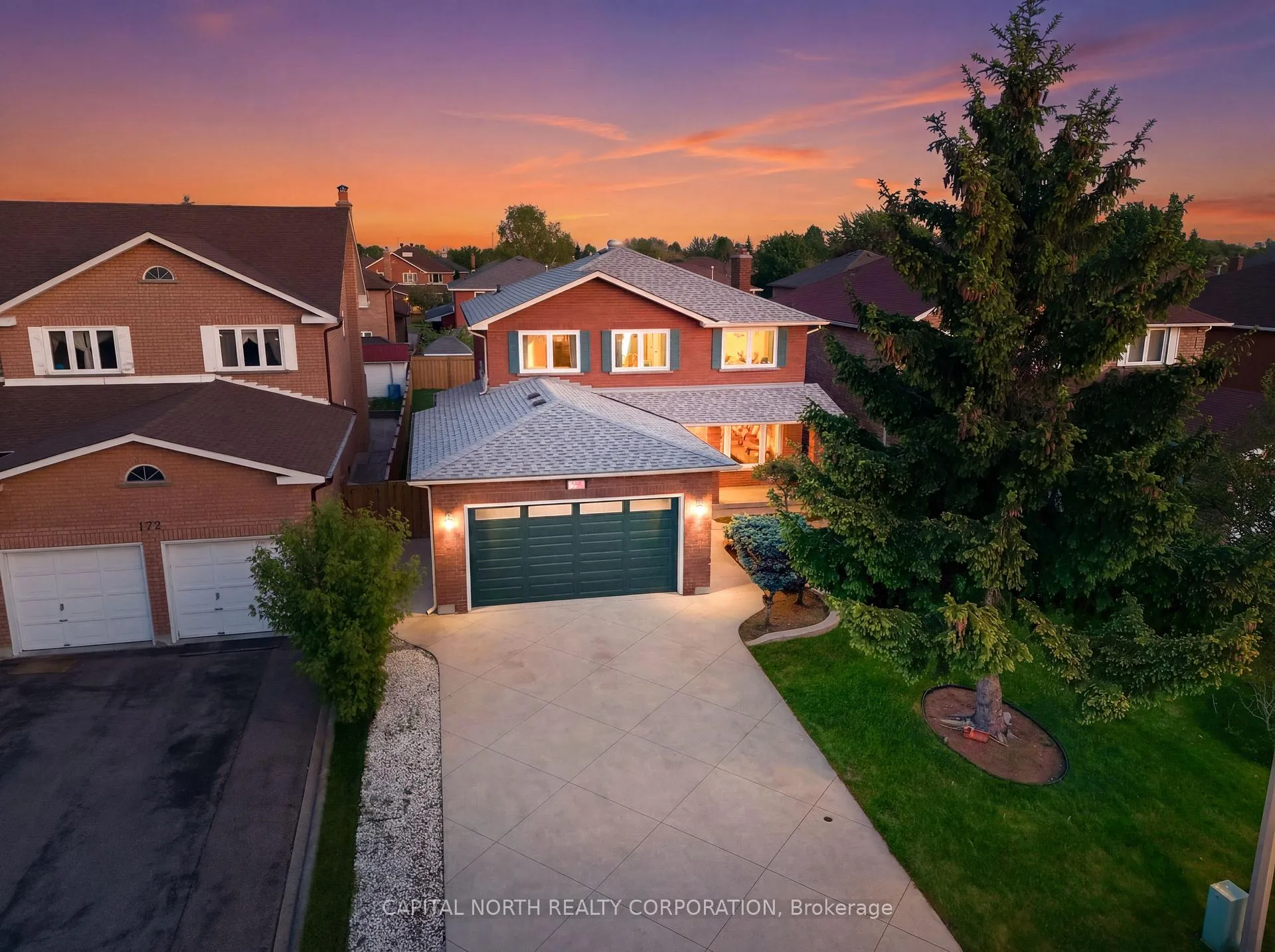 Photo 1 of 168 Valleyway Crescent, Vaughan, Maple — HOMEH
