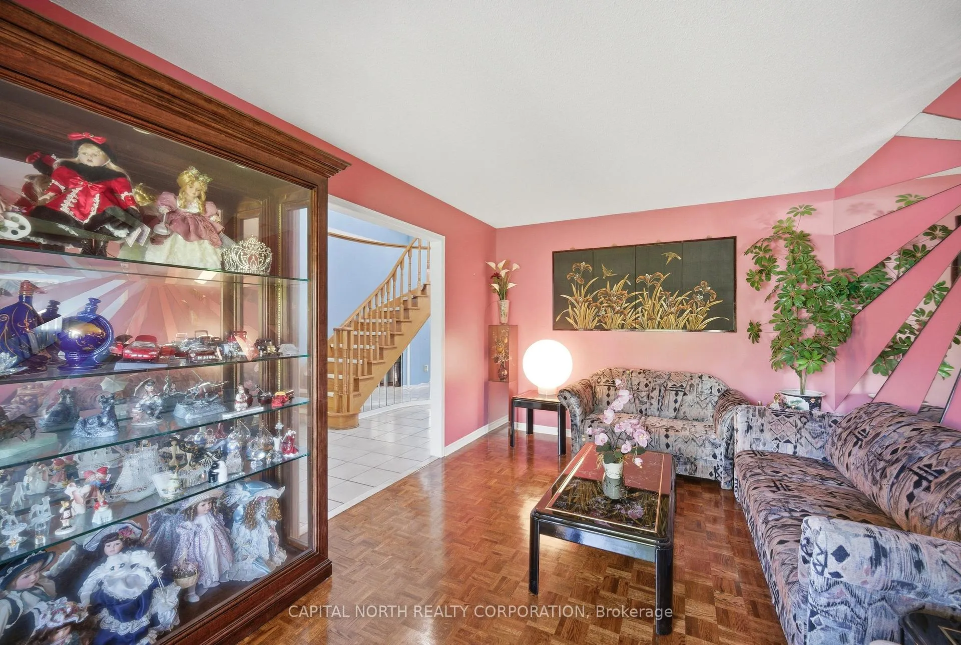 Photo 6 of 168 Valleyway Crescent, Vaughan, Maple — HOMEH