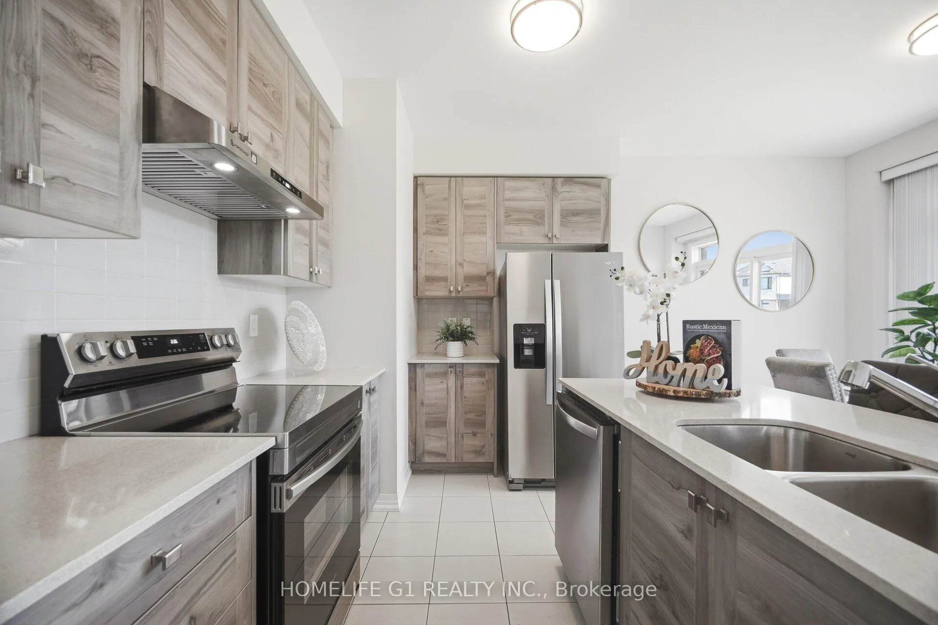 Photo 7 of 127 Fairey Crescent, Hamilton, Mount Hope — HOMEH